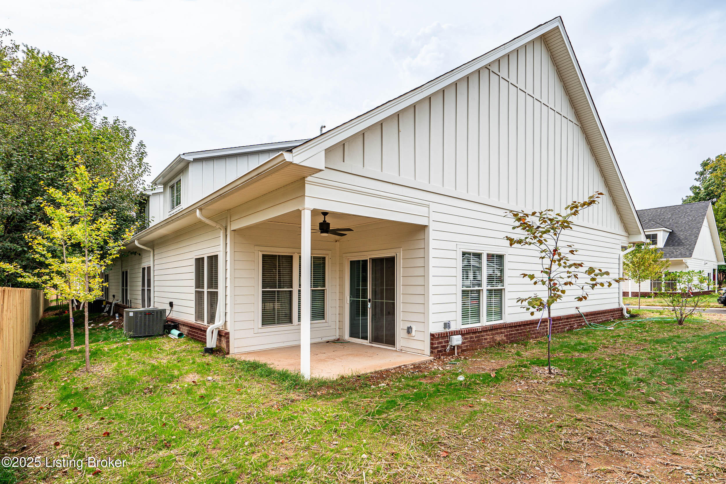 111 Wellston Pl Property Photo 6