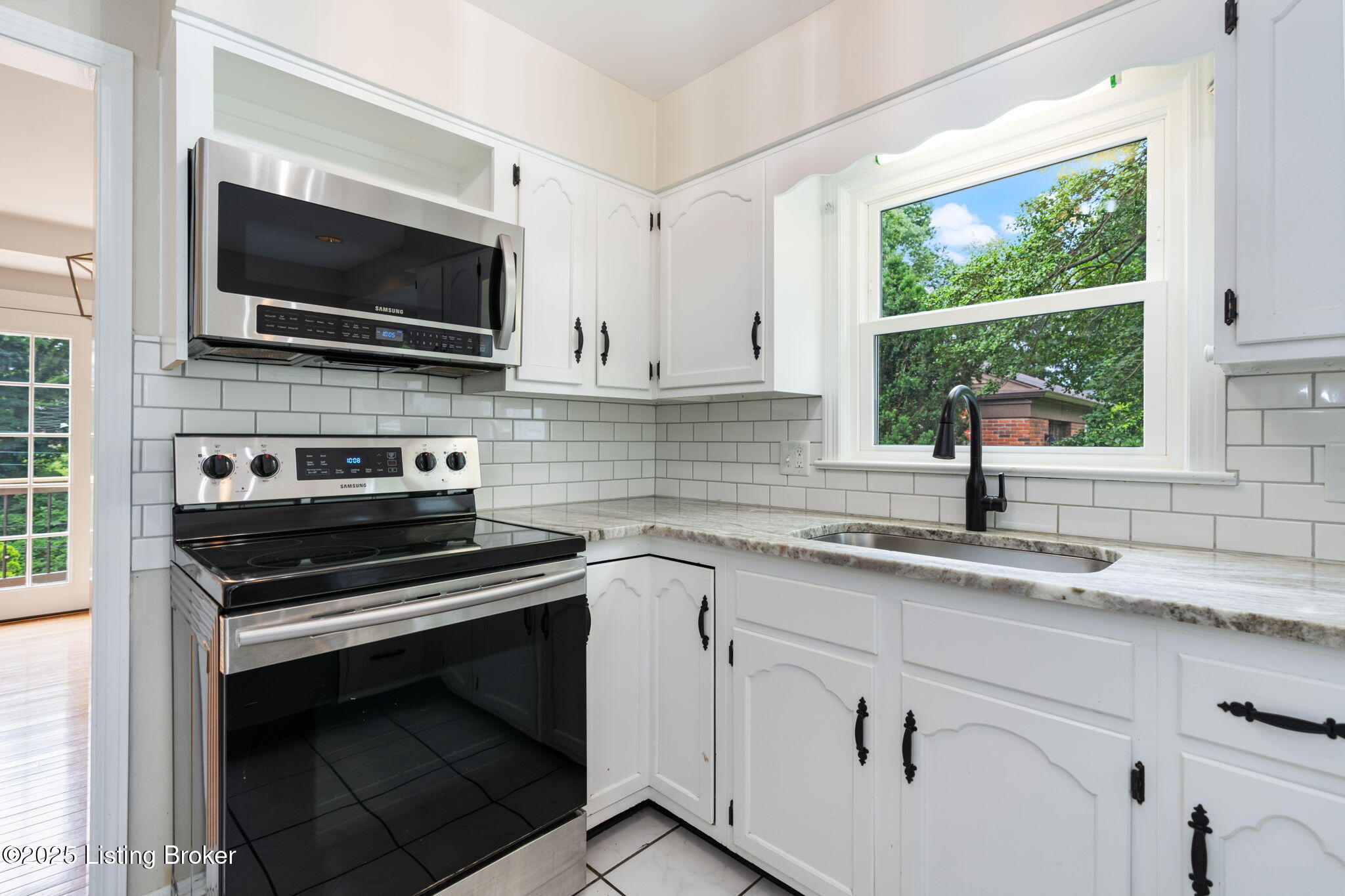 7808 Crown Top Rd Property Photo 12