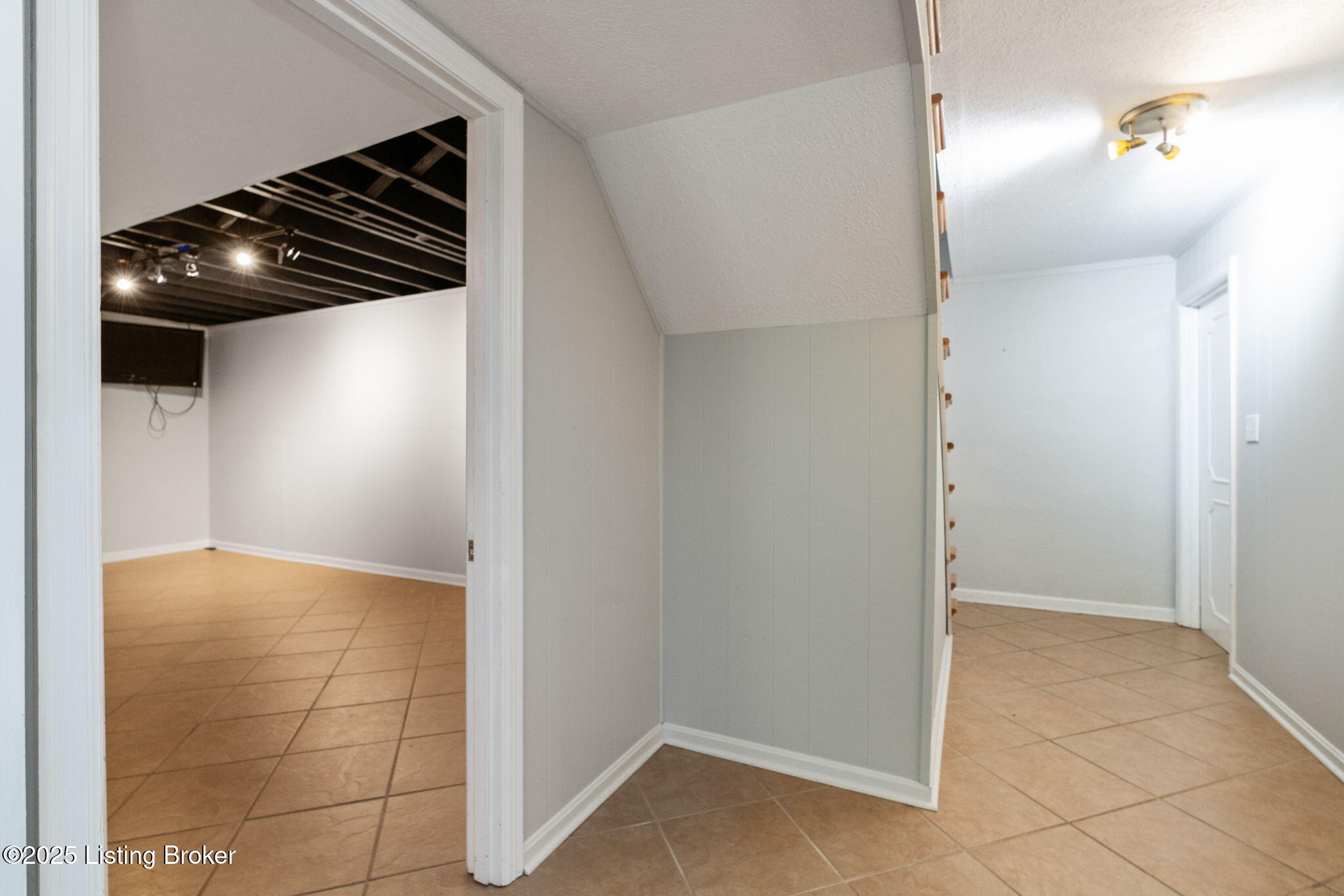 7808 Crown Top Rd Property Photo 36