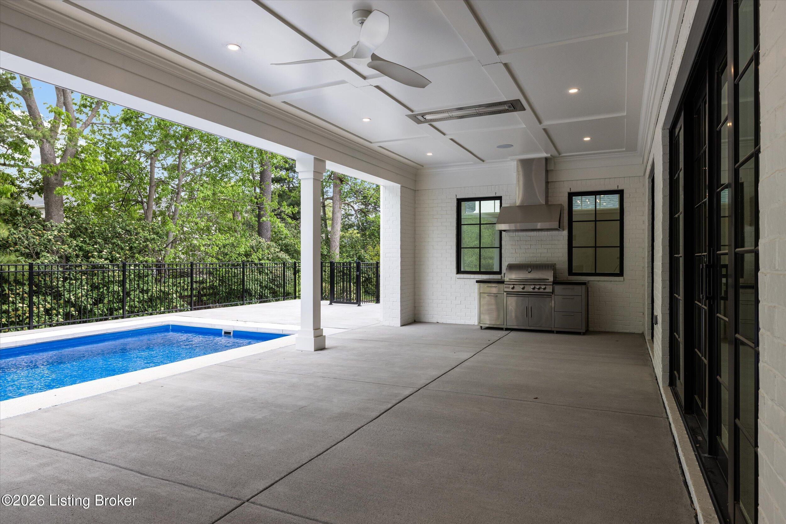 6515 Rosecliff Ct Property Photo 9