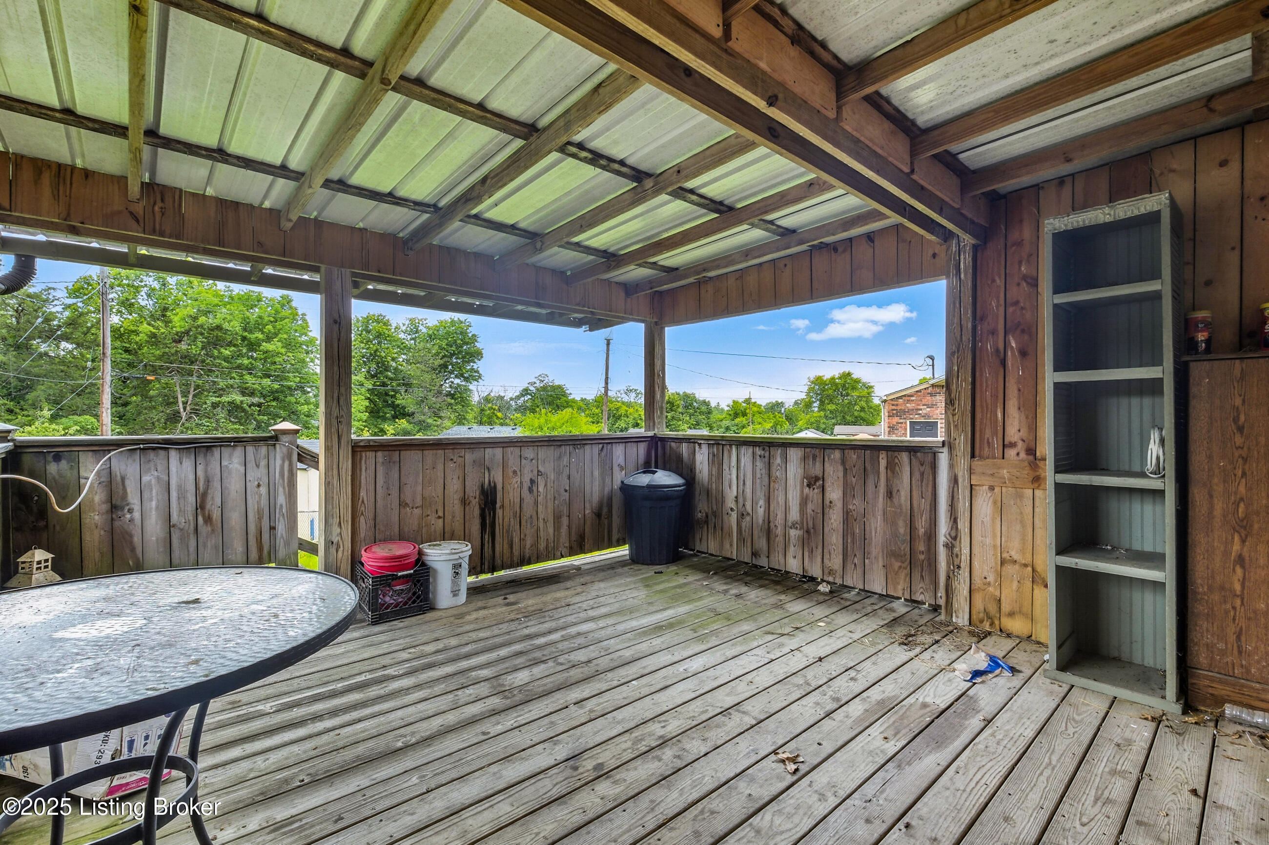 1306 Heatherbourne Dr Property Photo 23