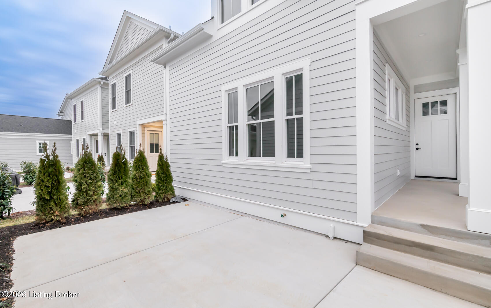 6106 Passionflower Dr Property Photo 6