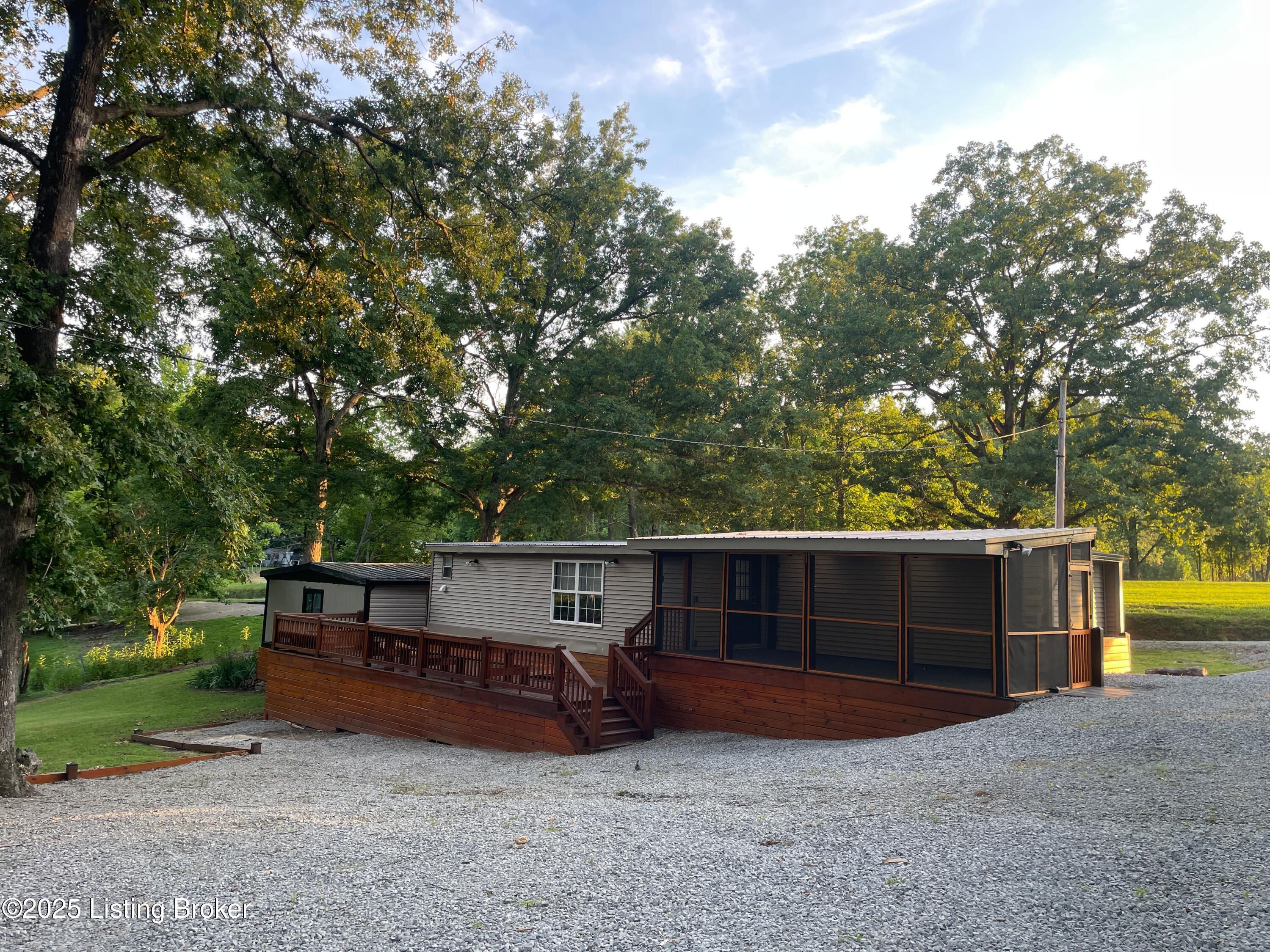 167 Kaufman Rd Property Photo 1