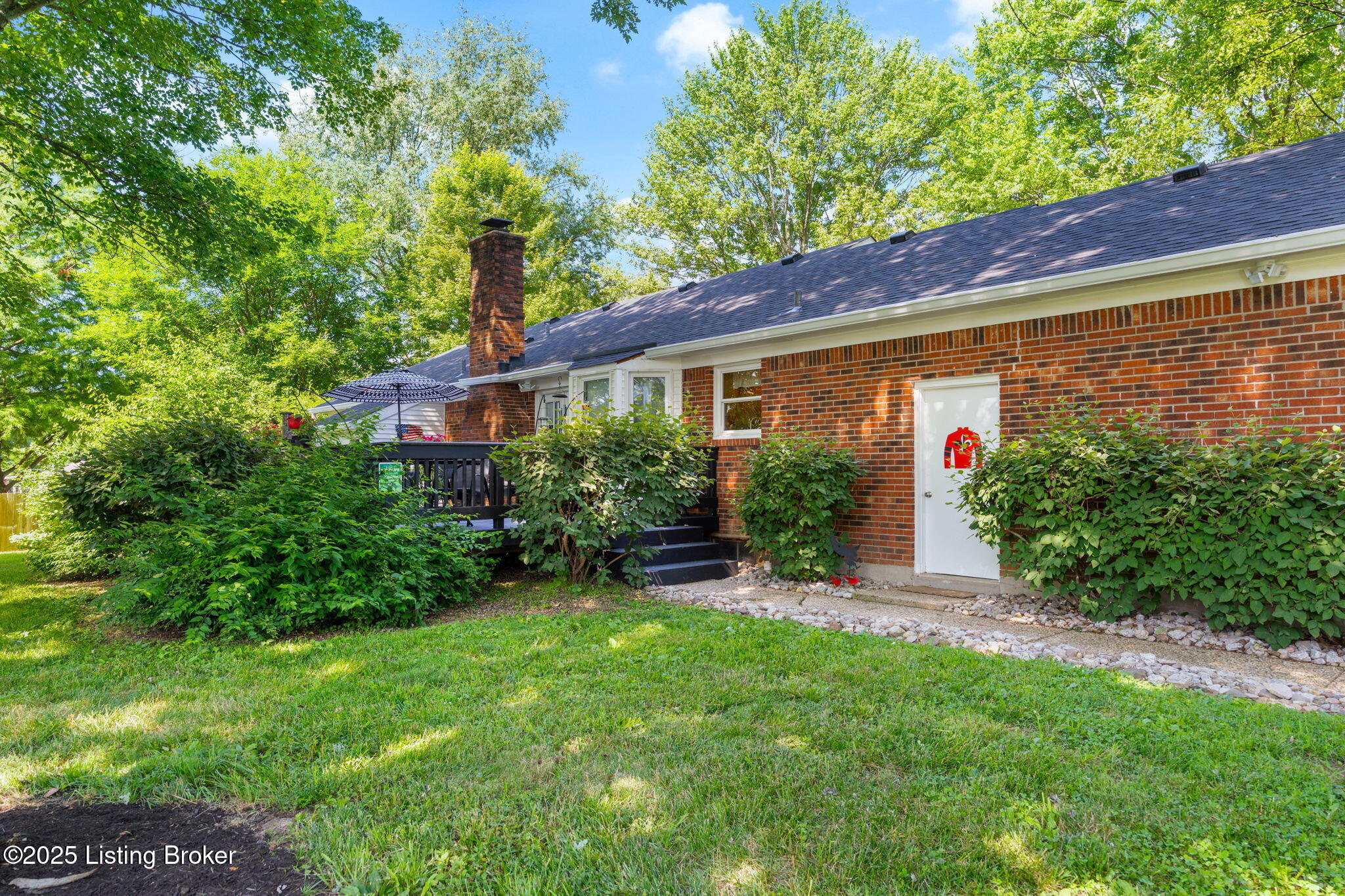 12100 Maplewood Rd Property Photo 44