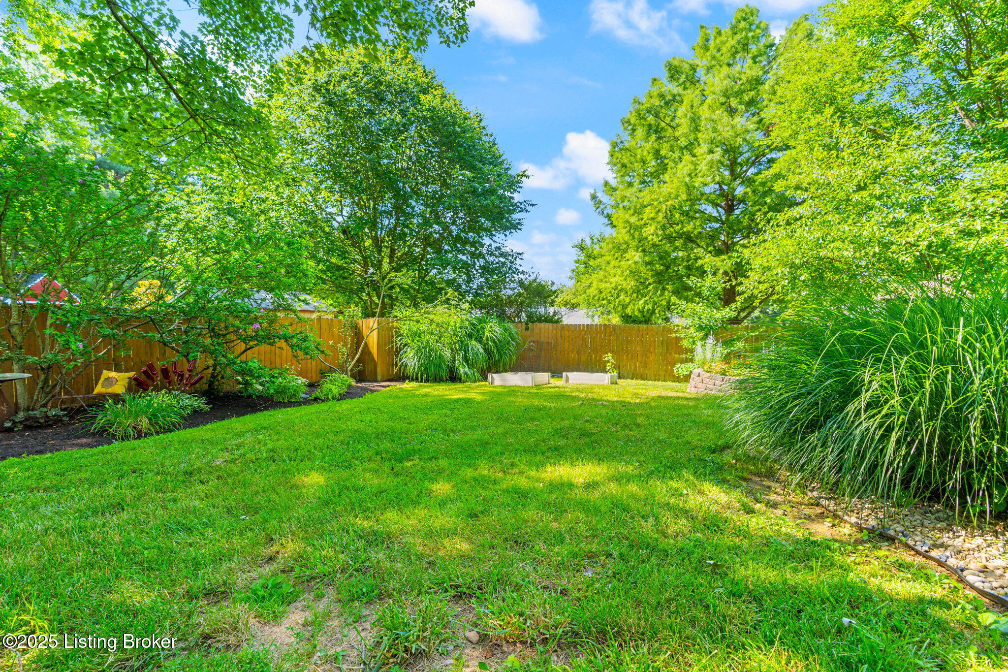 12100 Maplewood Rd Property Photo 52