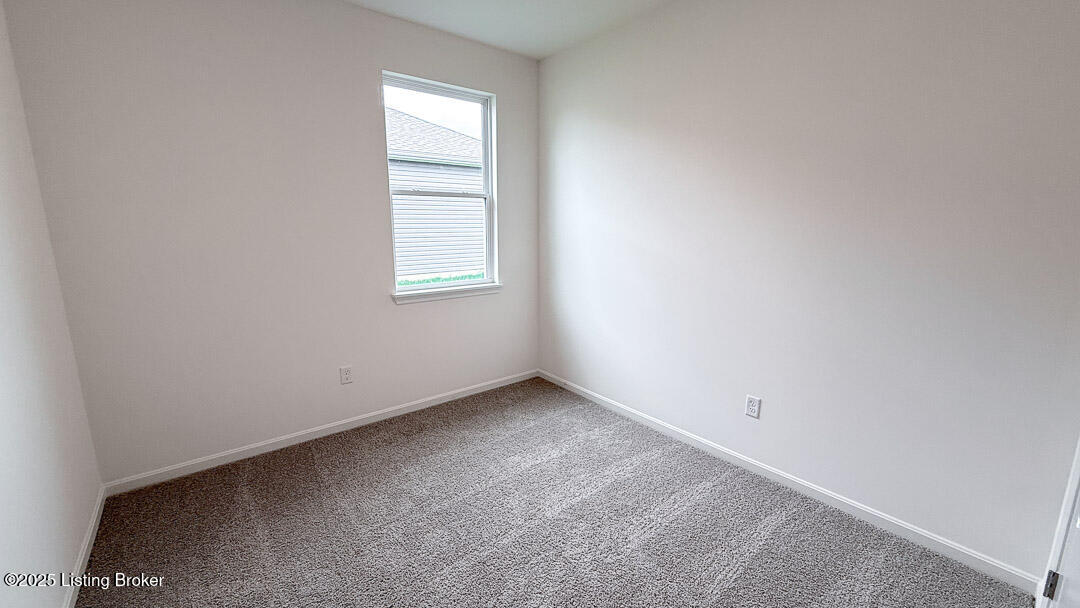 209 Miles Pass Property Photo 7