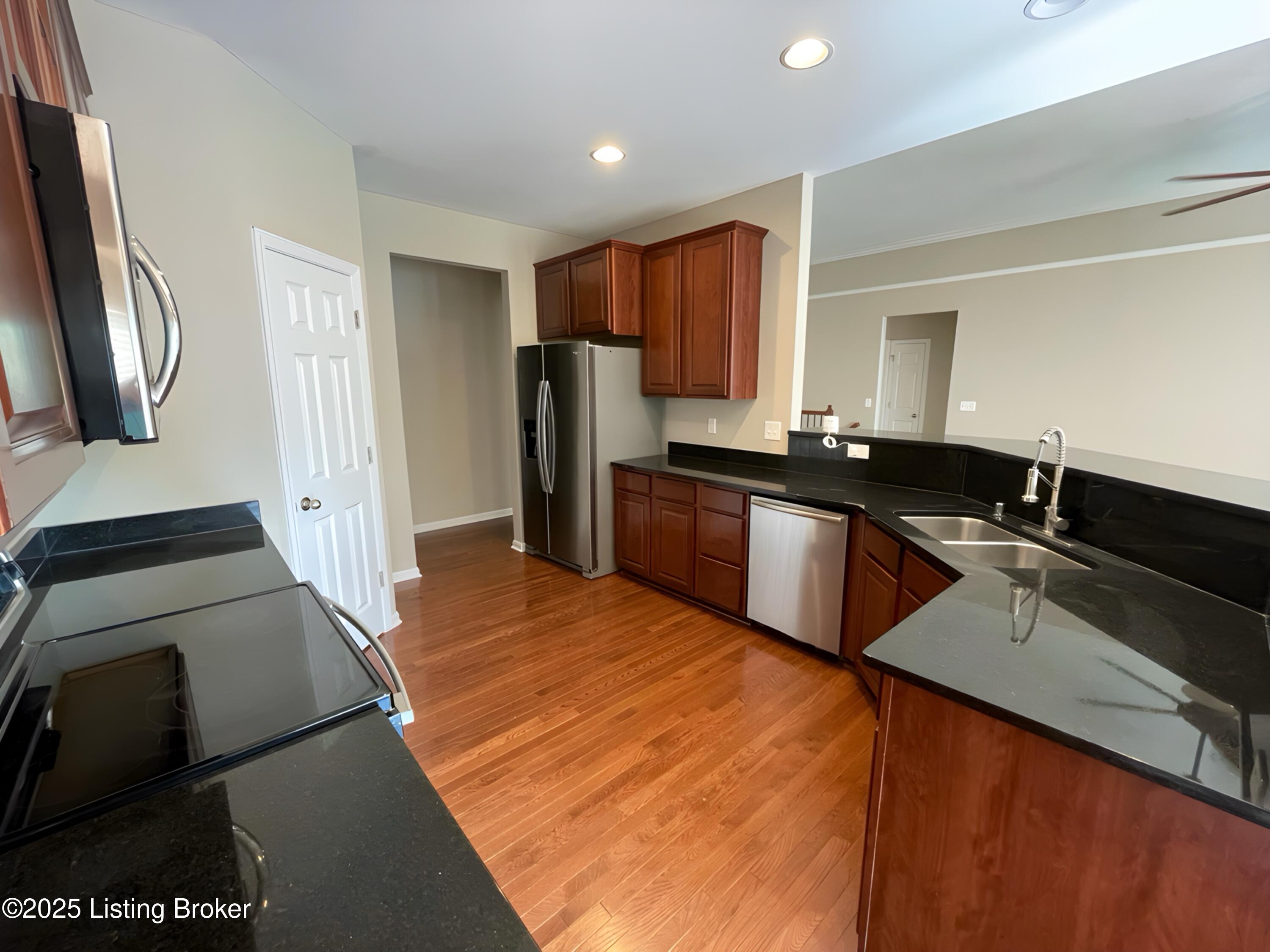 2650 Walnut Valley Rd Property Photo 14