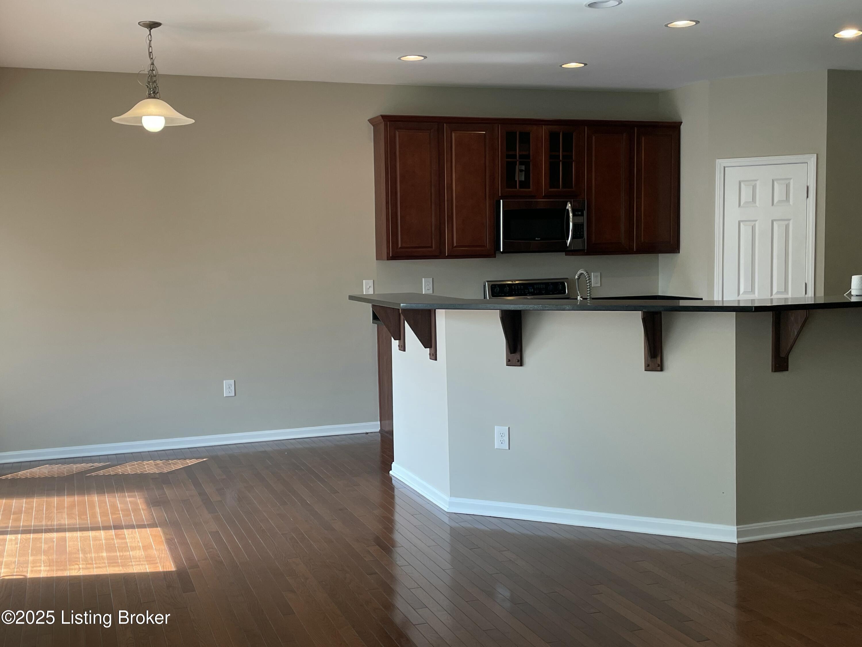 2650 Walnut Valley Rd Property Photo 16