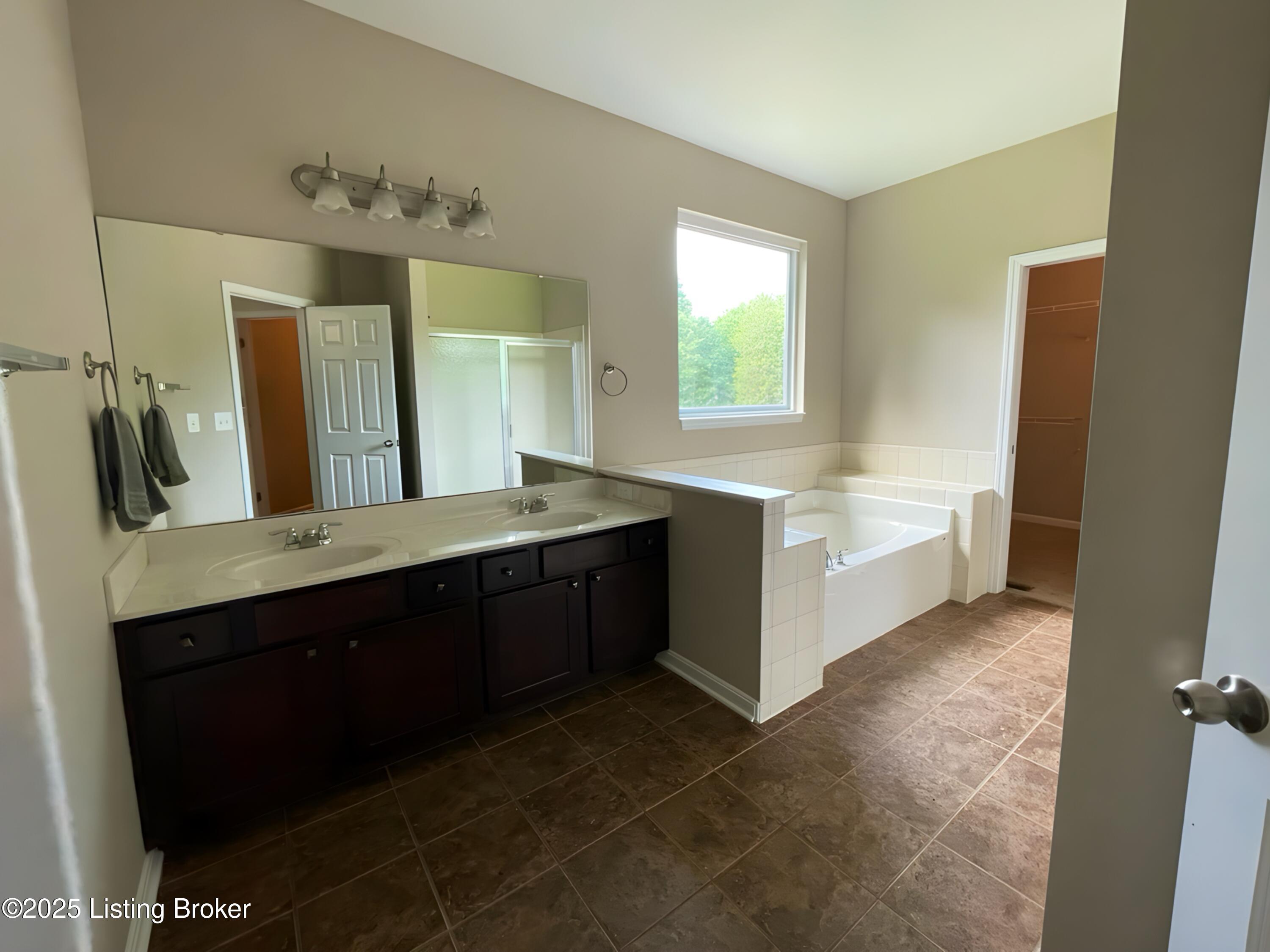 2650 Walnut Valley Rd Property Photo 23