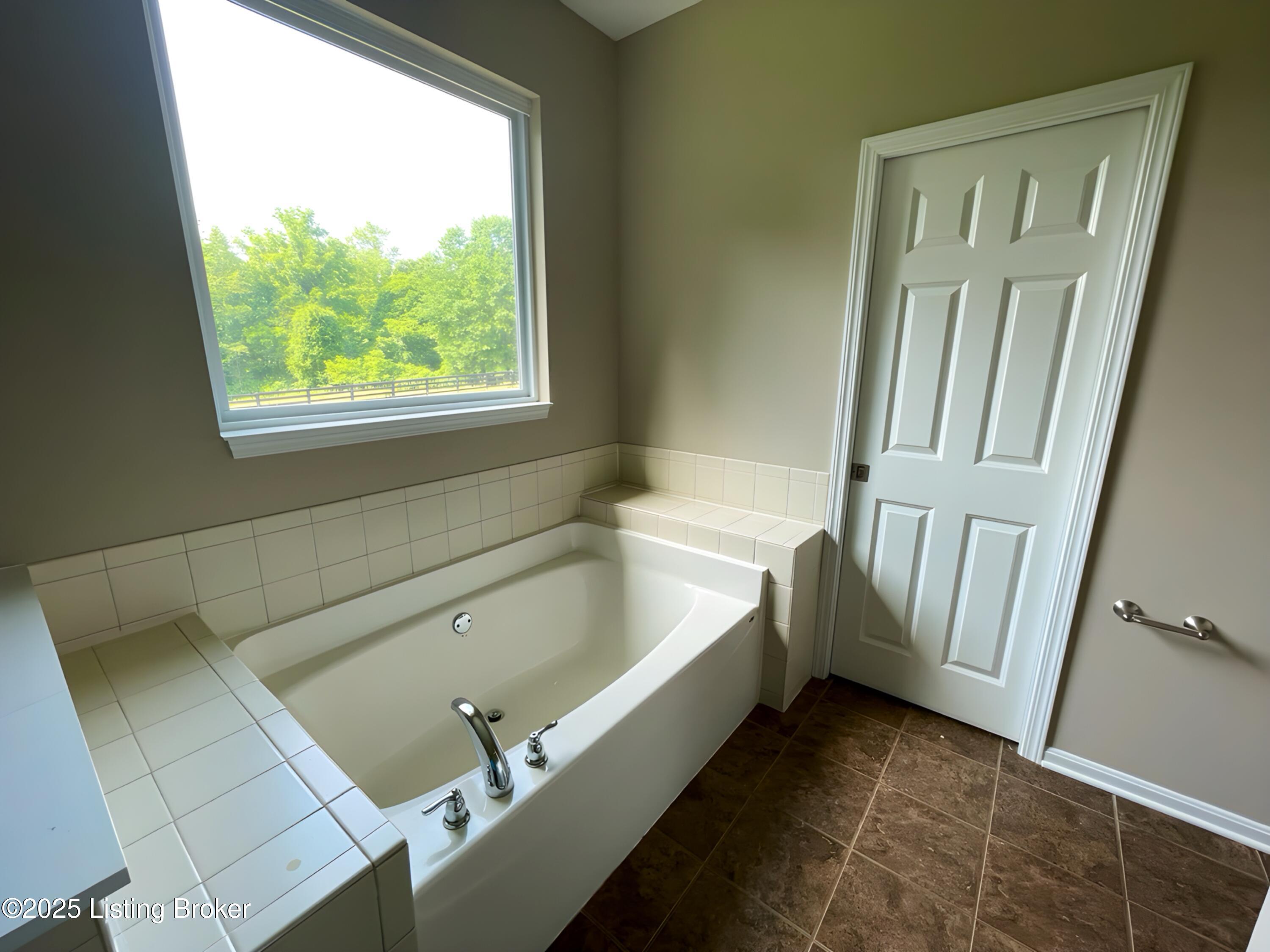 2650 Walnut Valley Rd Property Photo 25