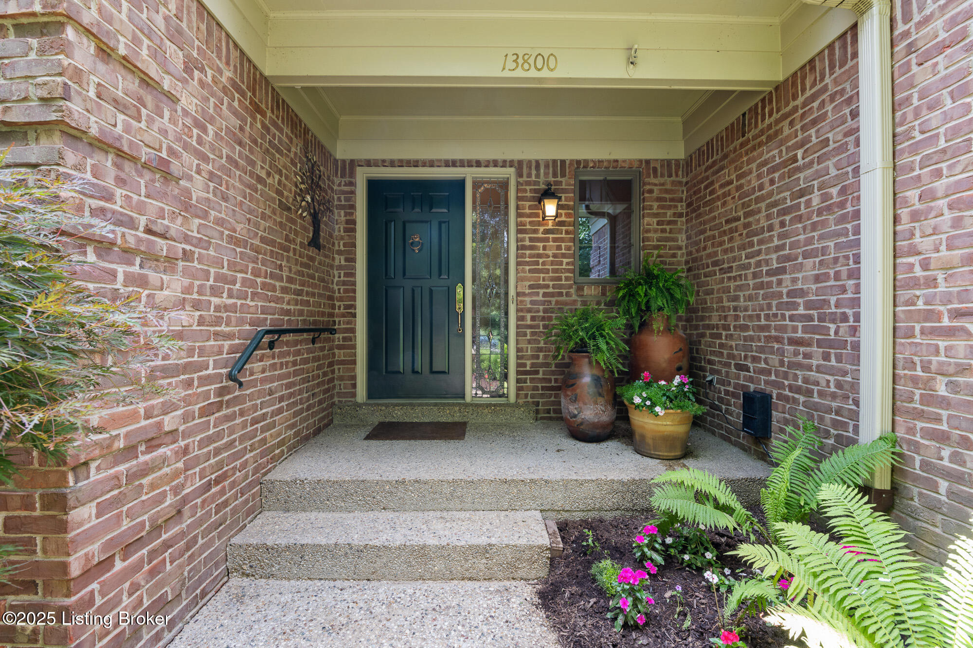 13800 S Harbour View Ct Property Photo 2