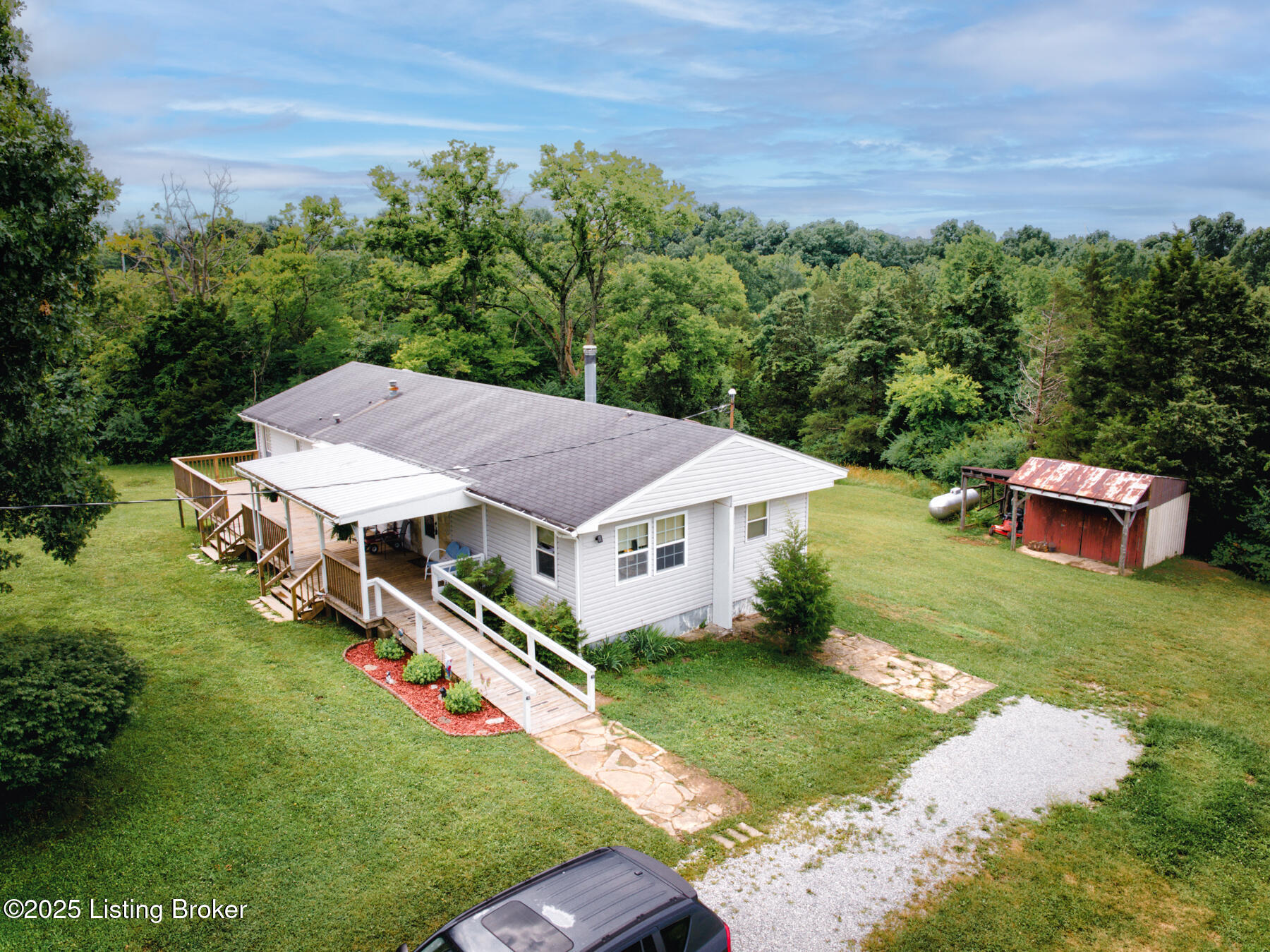 2335 Ridge Rd Property Photo 5