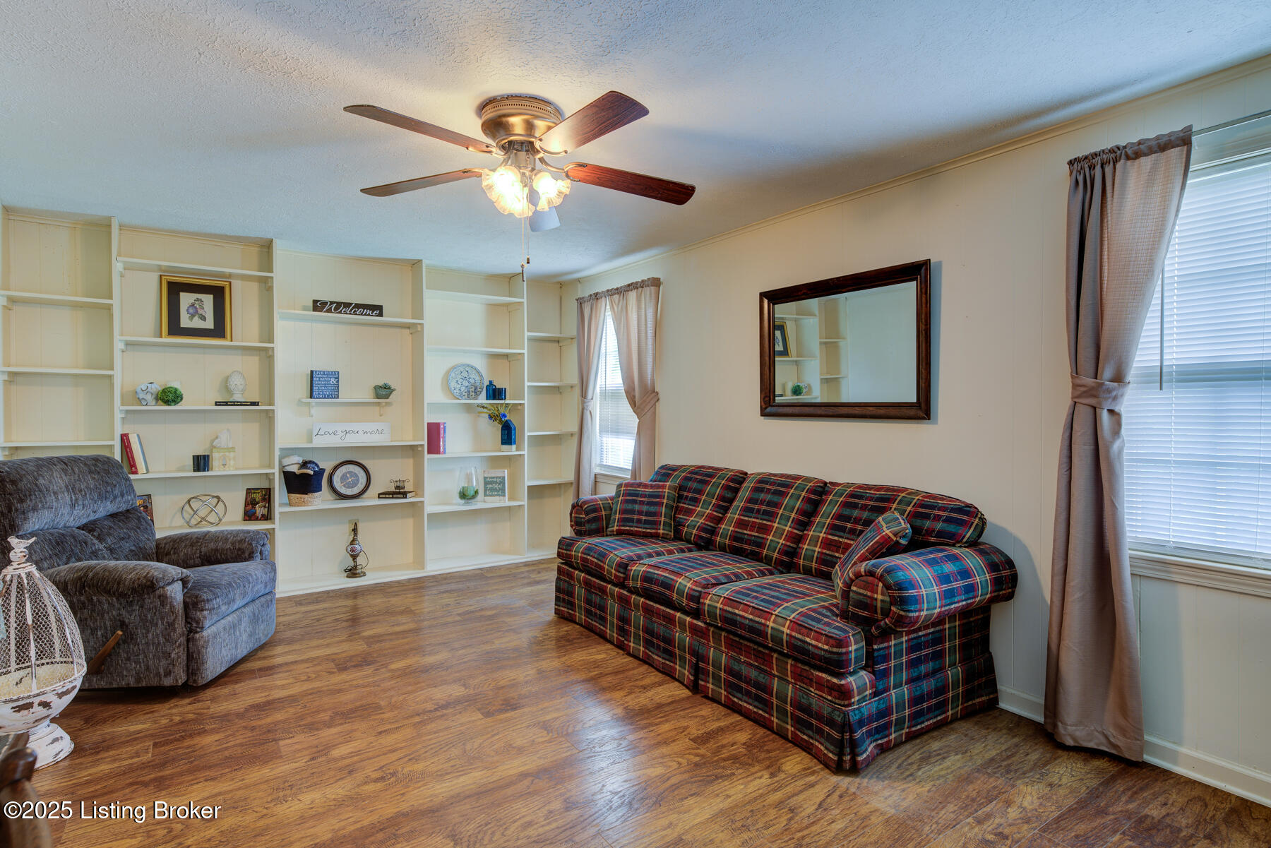2335 Ridge Rd Property Photo 10