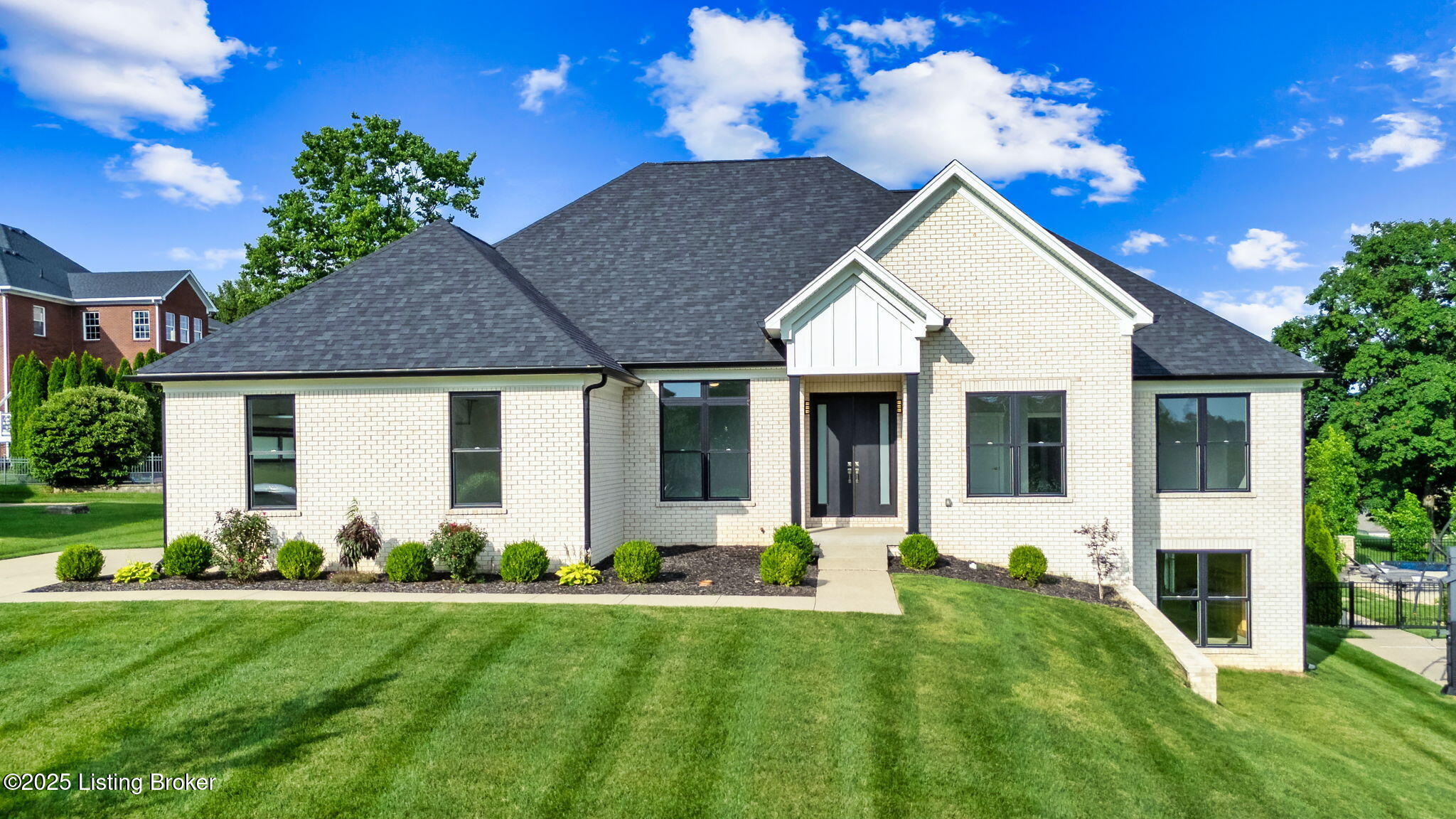 7103 Star Barn Ln Property Photo 1
