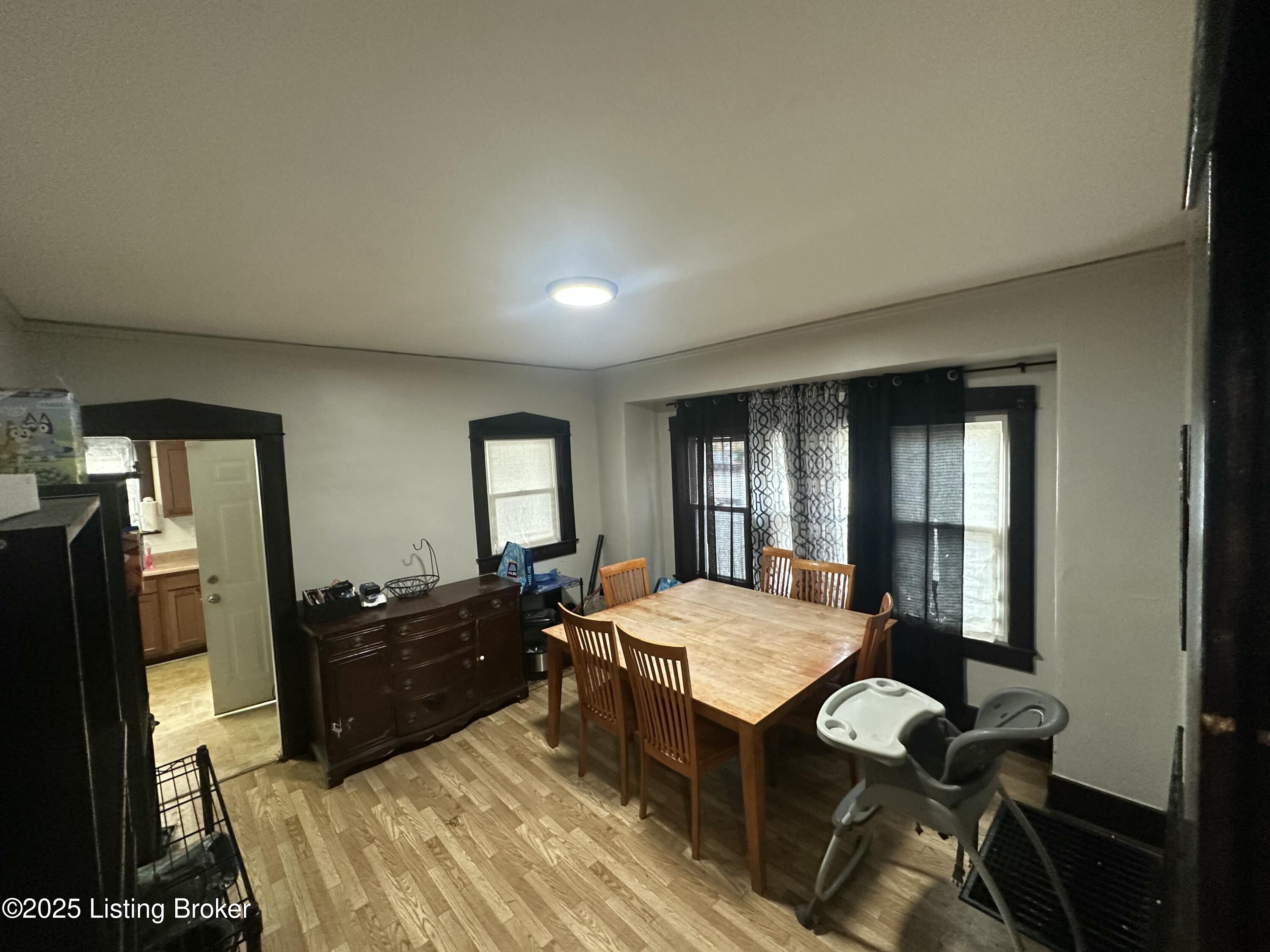 304 S 41st St Property Photo 13