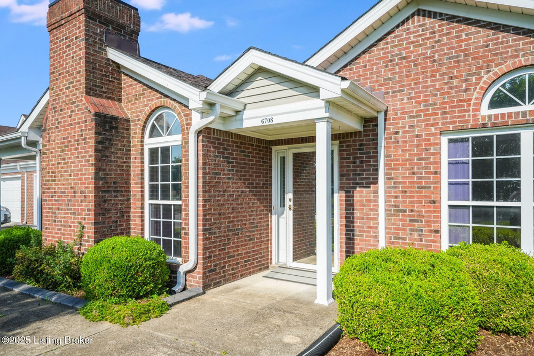 6708 Island Pointe Pl Property Photo 1