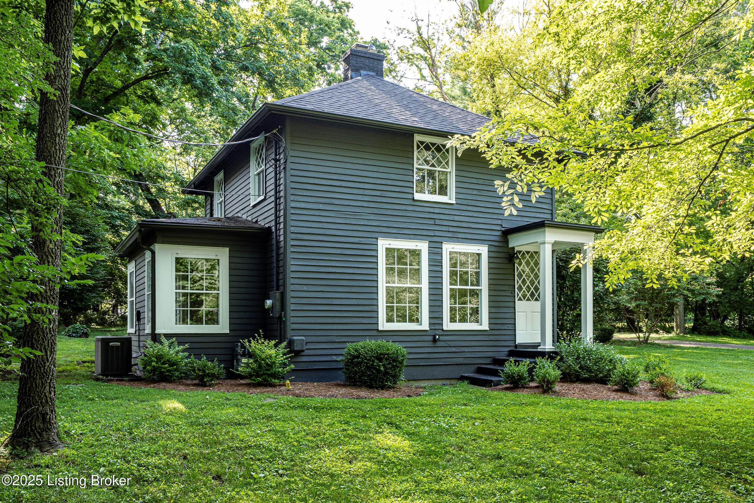 1307 Glenbrook Rd Property Photo 1