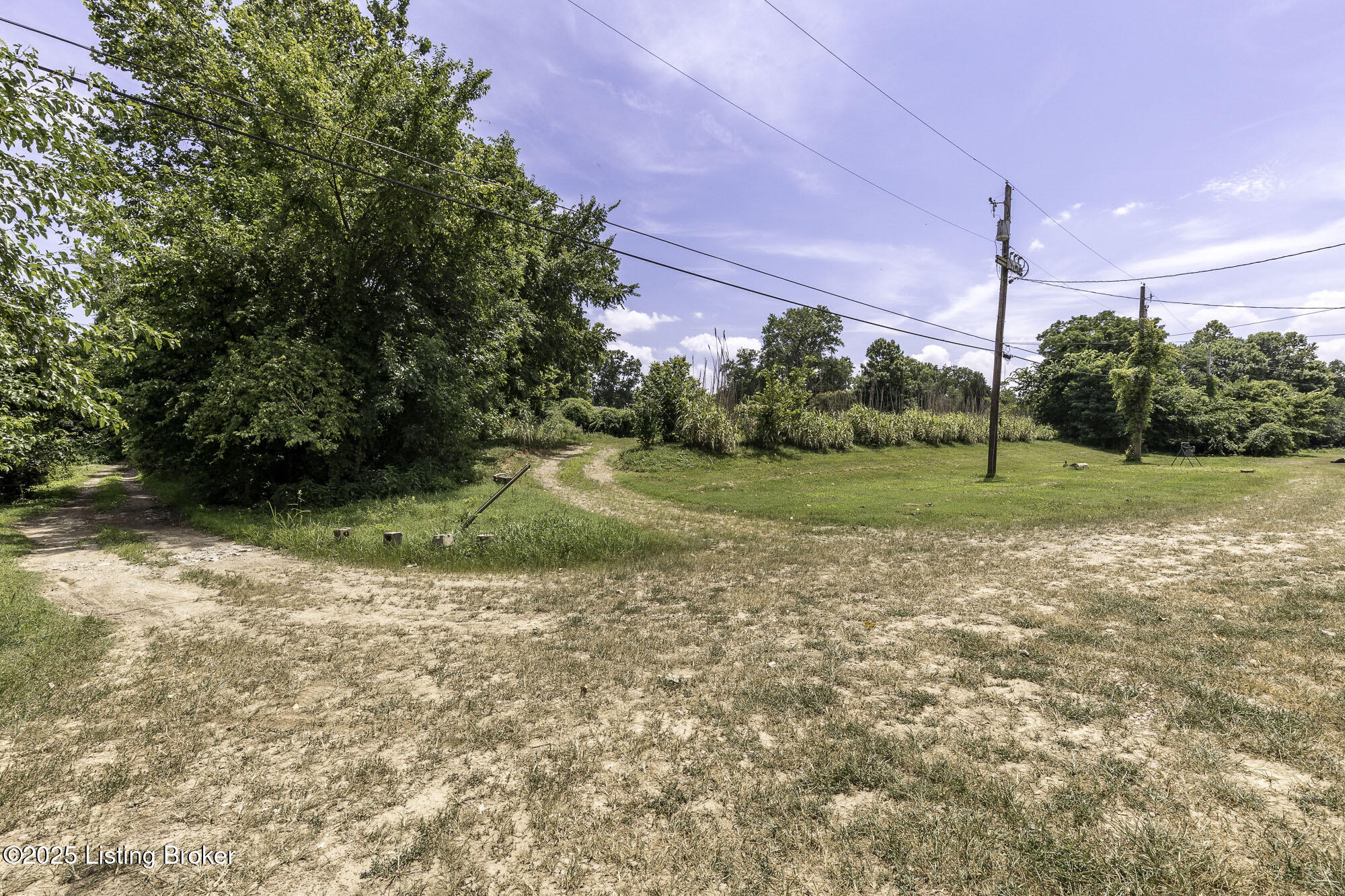 5209 River Rd Property Photo 37