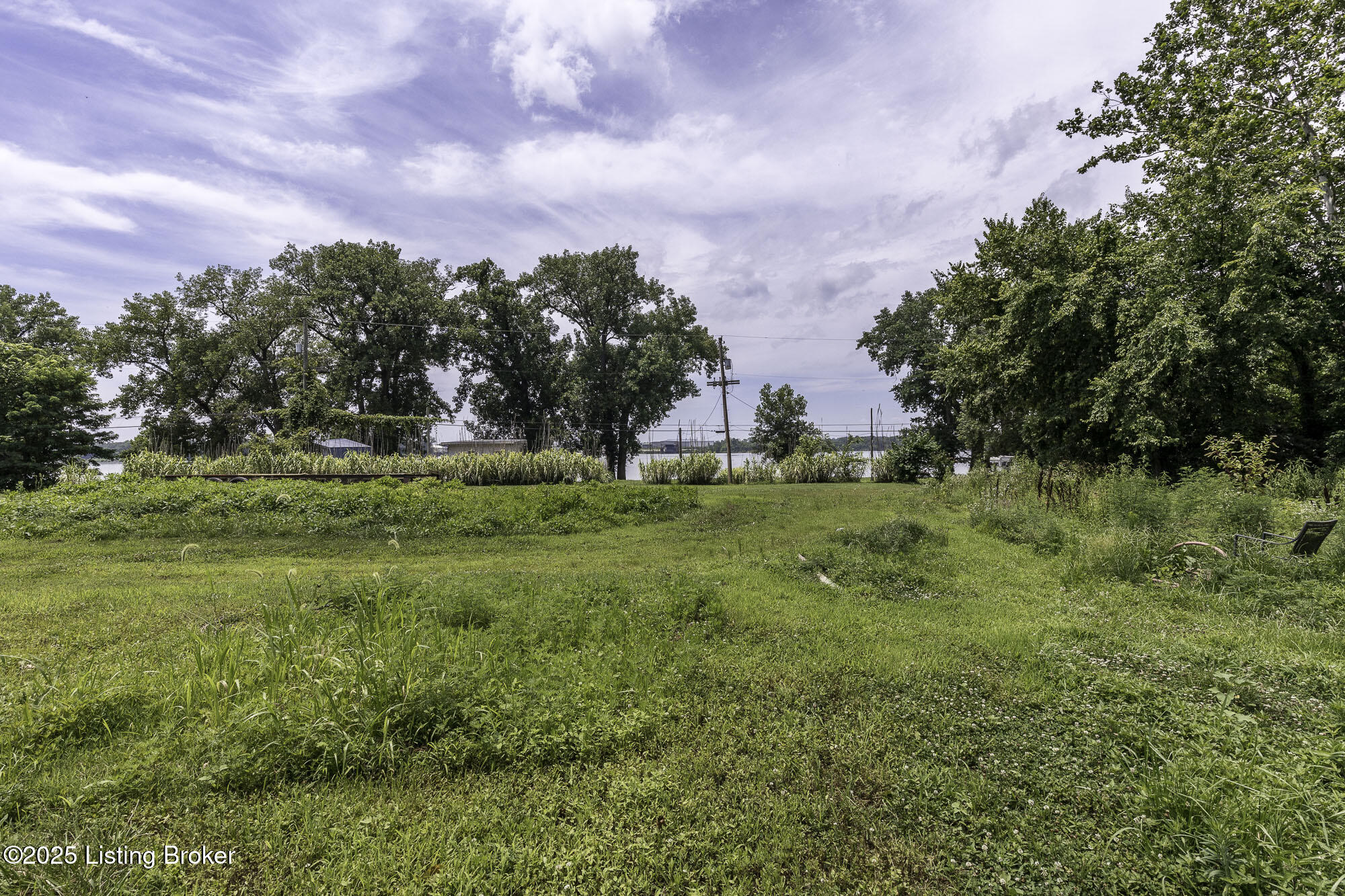 5209 River Rd Property Photo 42