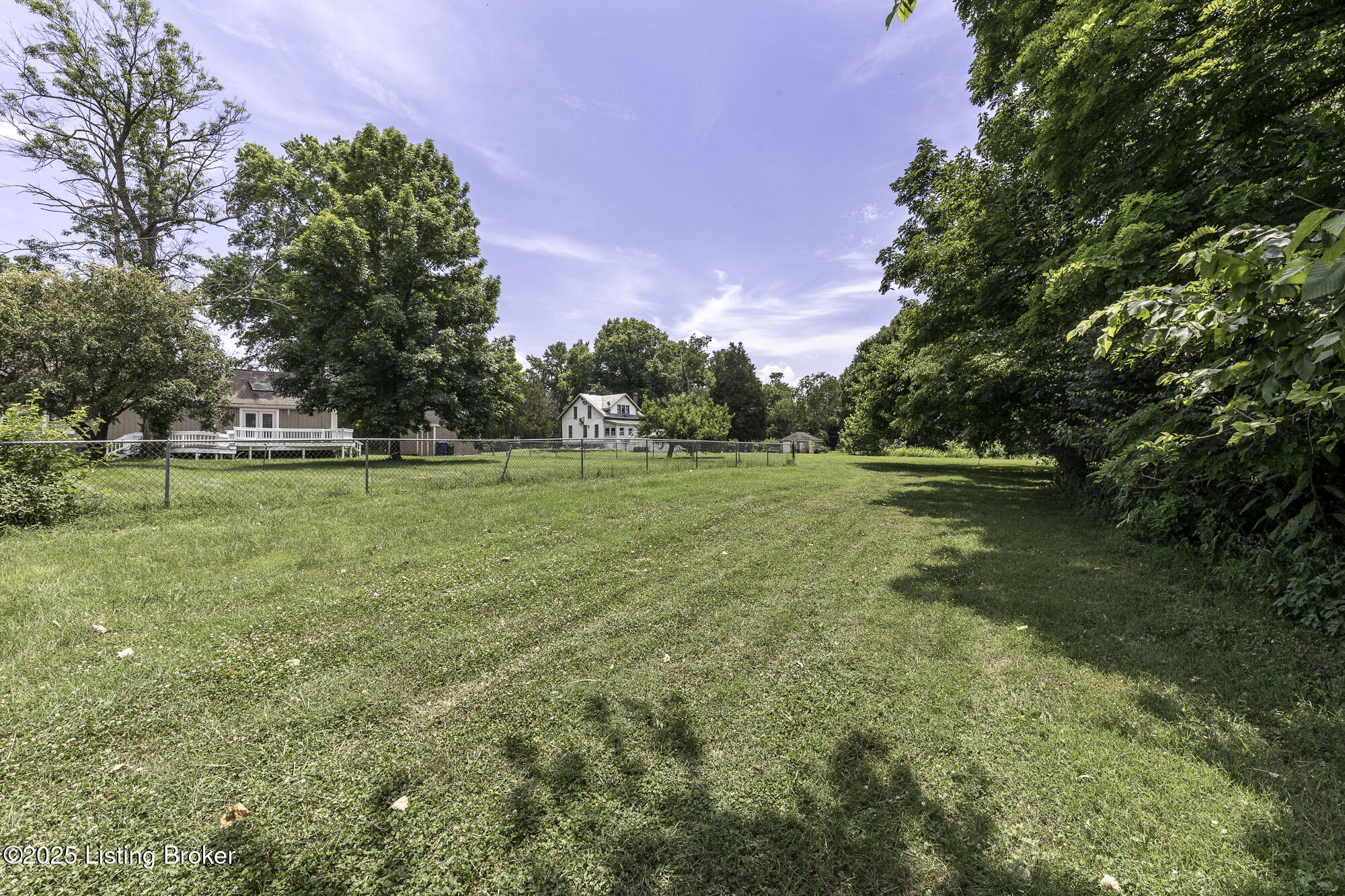 5209 River Rd Property Photo 49