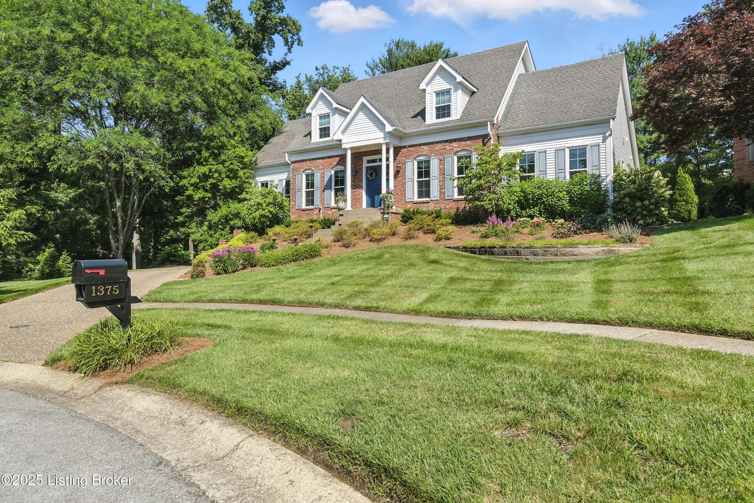 1375 Waxwing Pl Property Photo 1