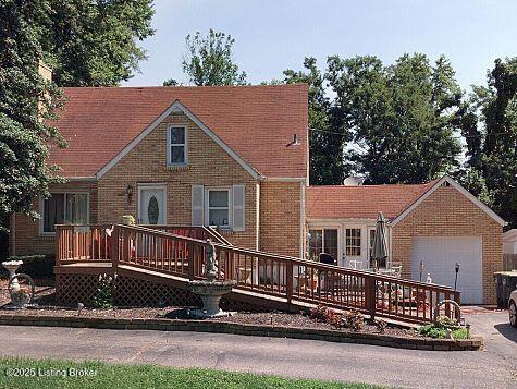 9611 Old Six Mile Ln Property Photo 1