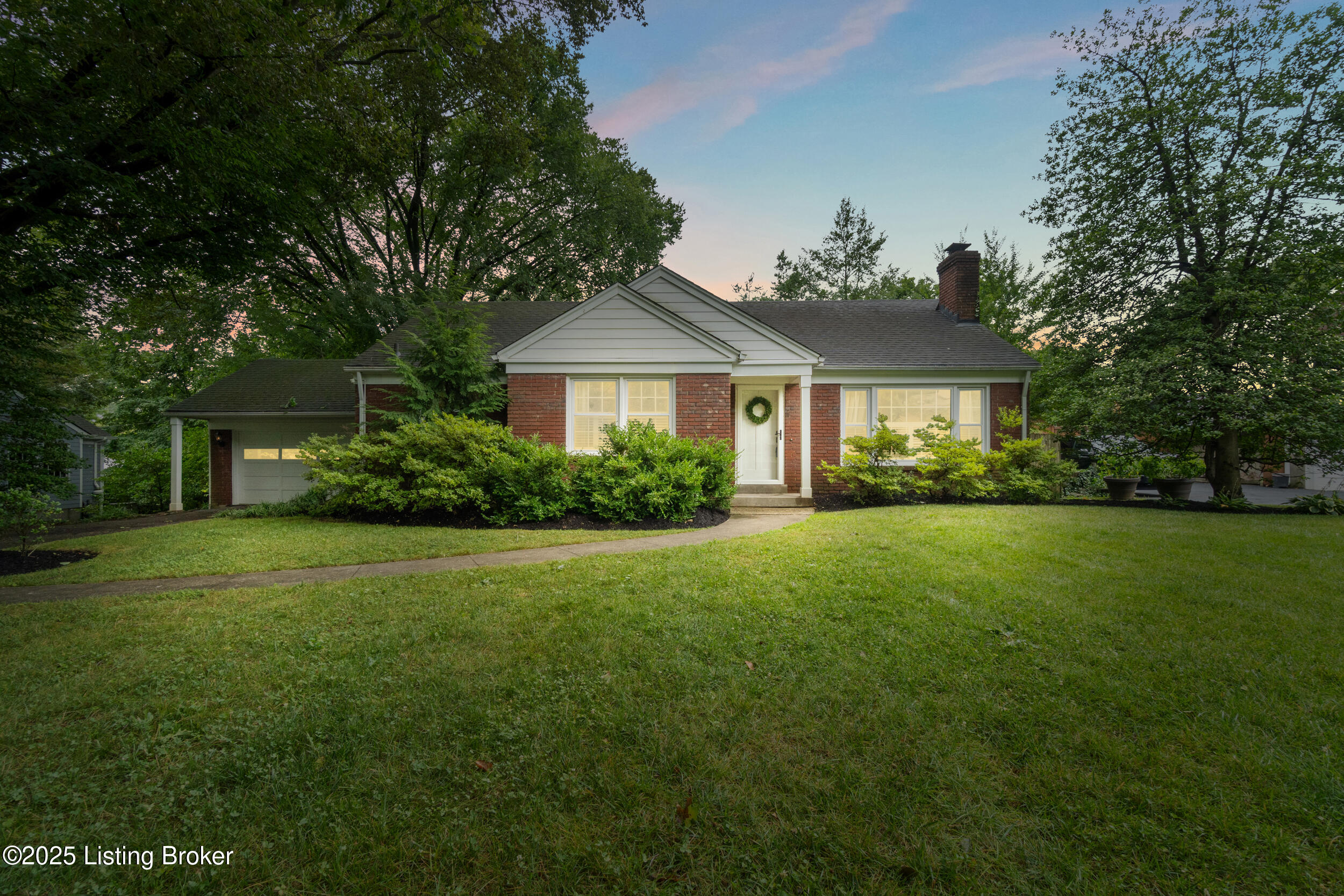 504 Kinglan Rd Property Photo 1