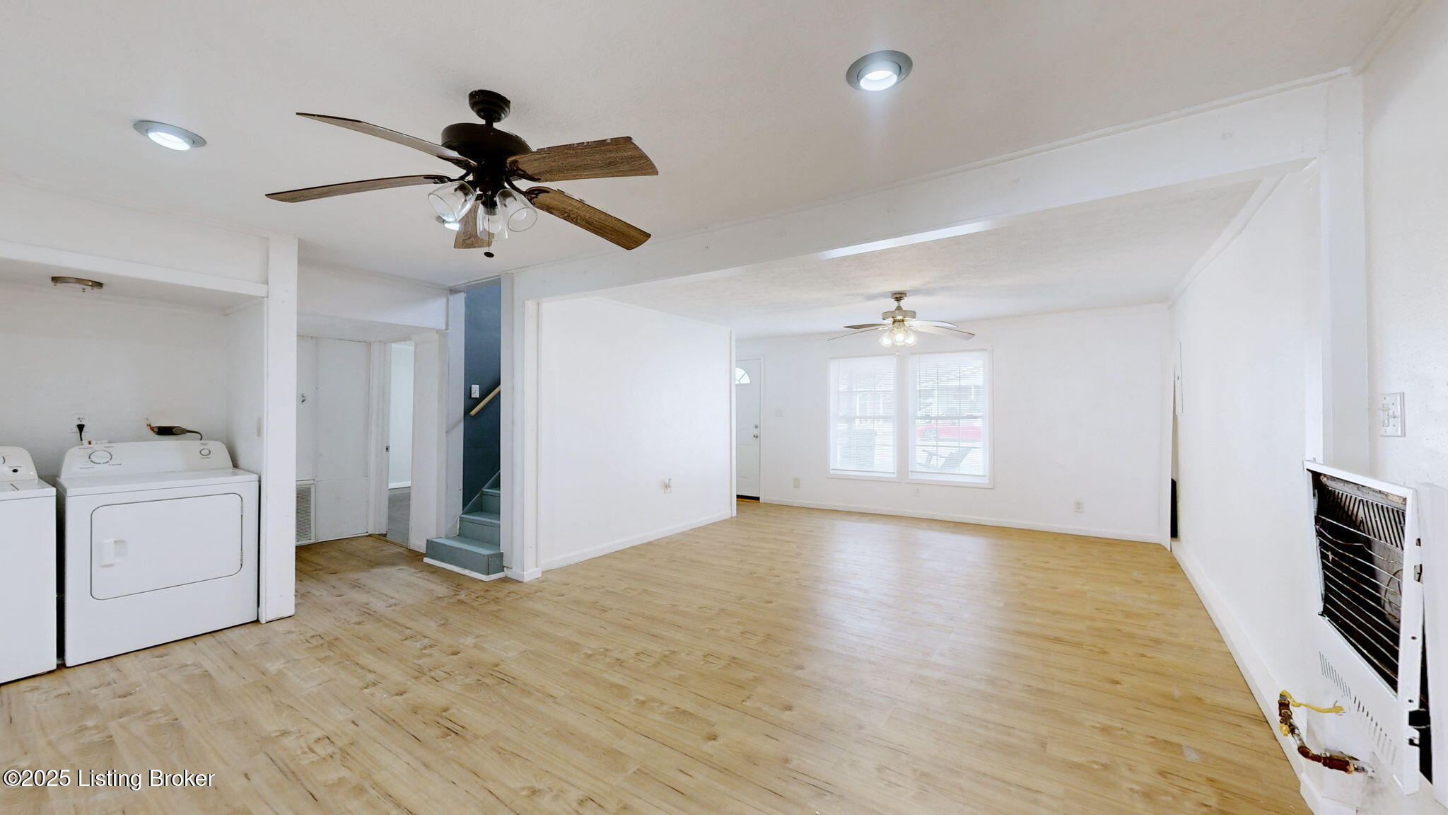 1117 6th St Property Photo 4