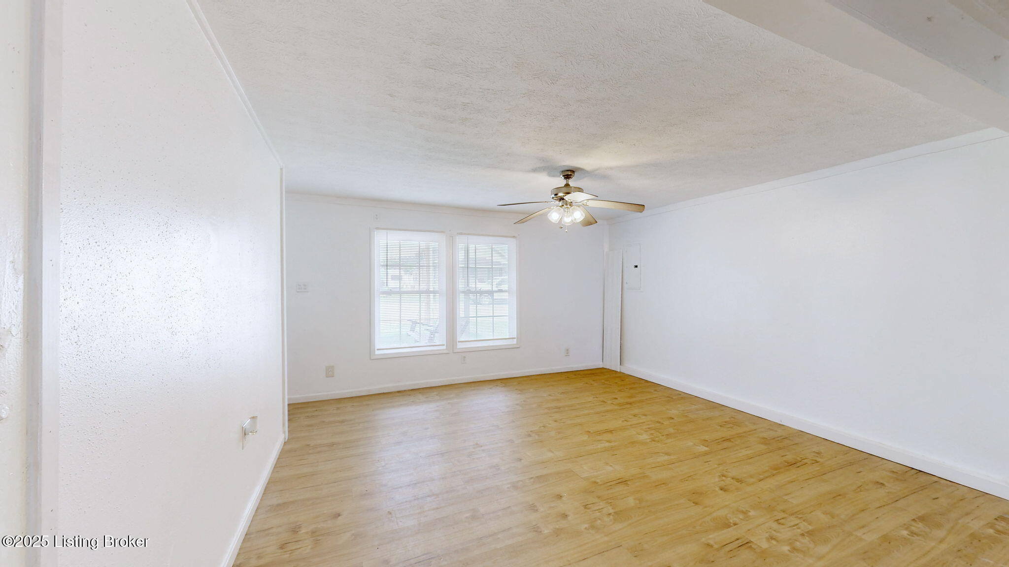 1117 6th St Property Photo 13