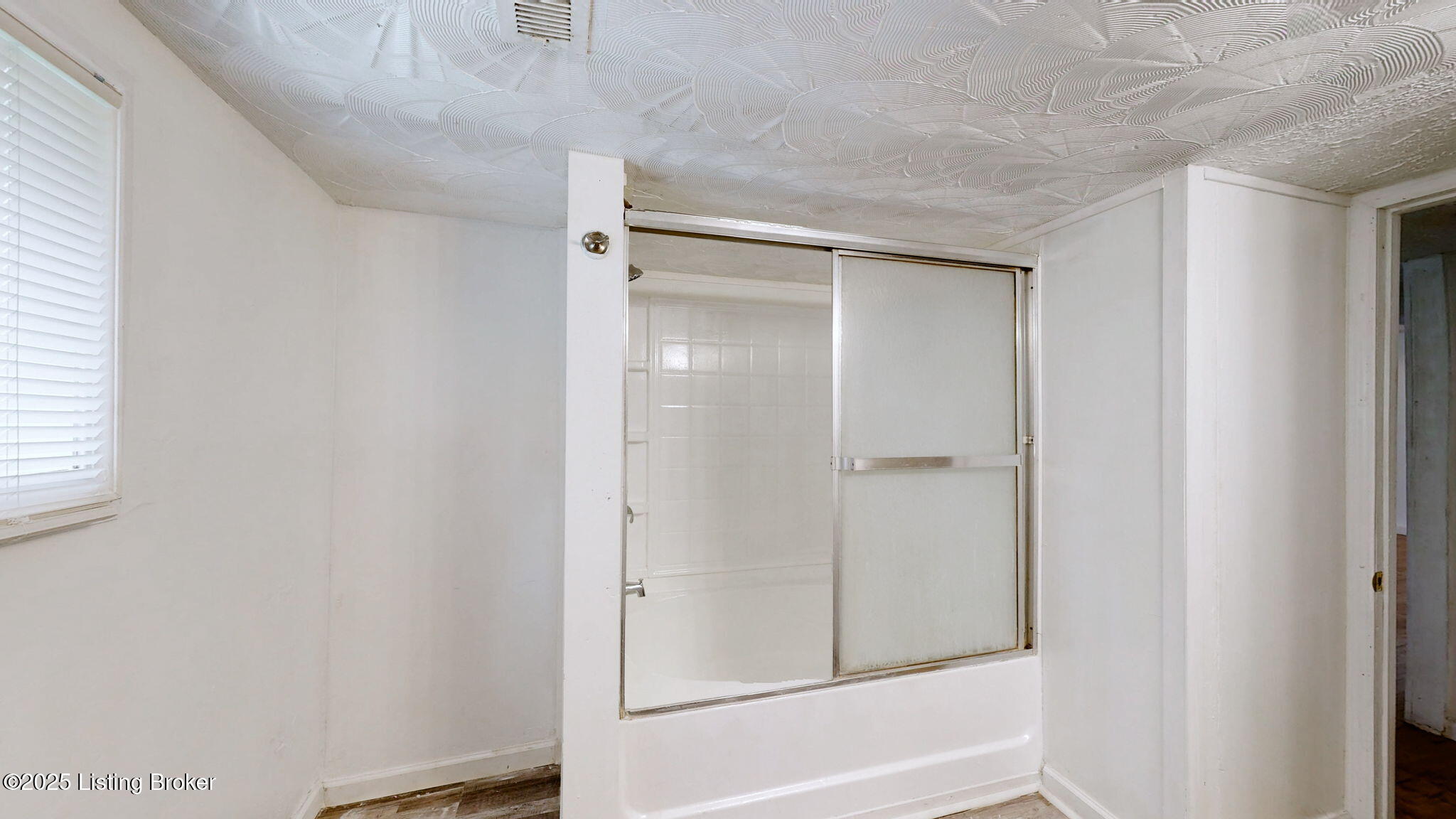 1117 6th St Property Photo 20