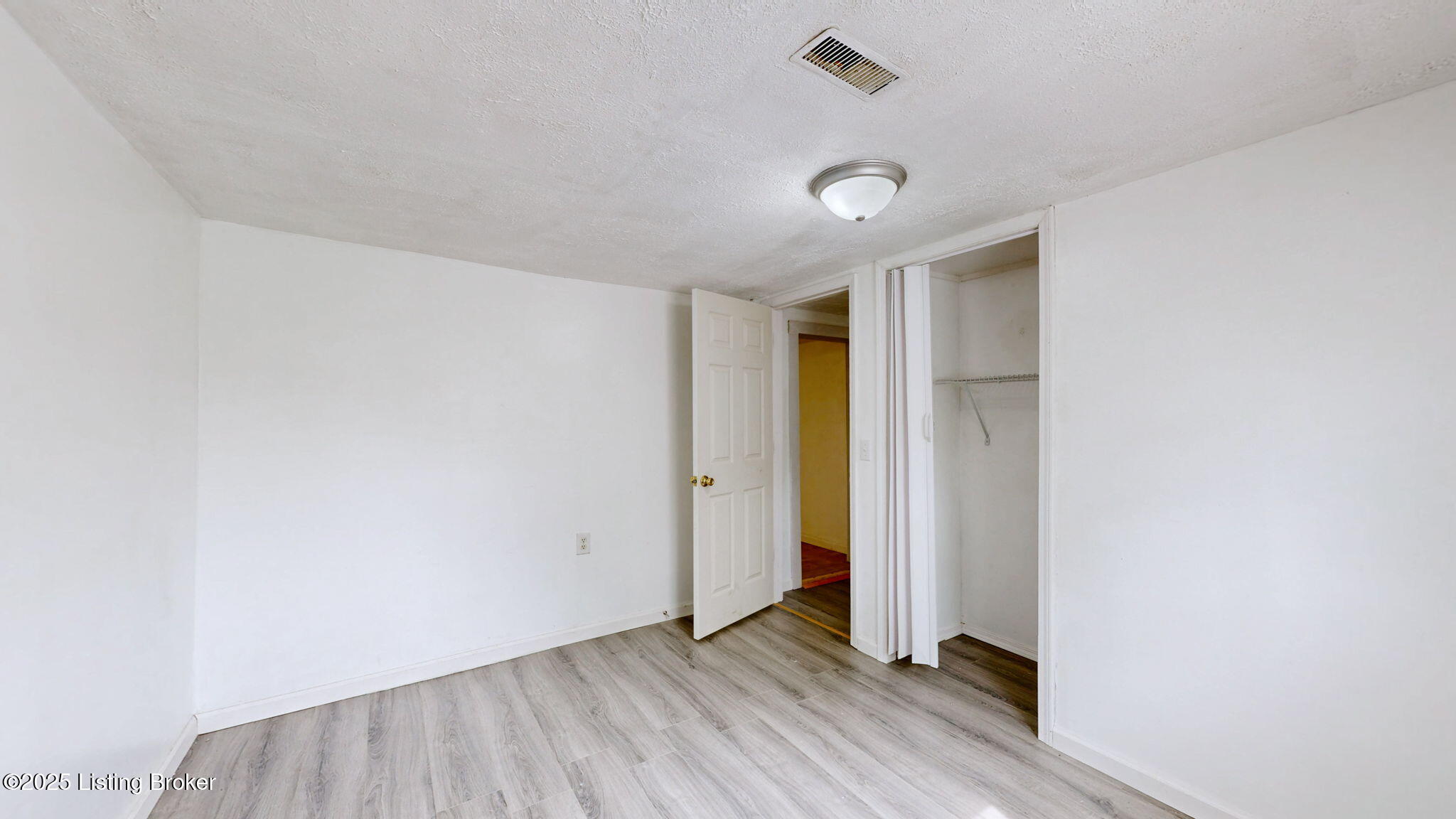 1117 6th St Property Photo 21