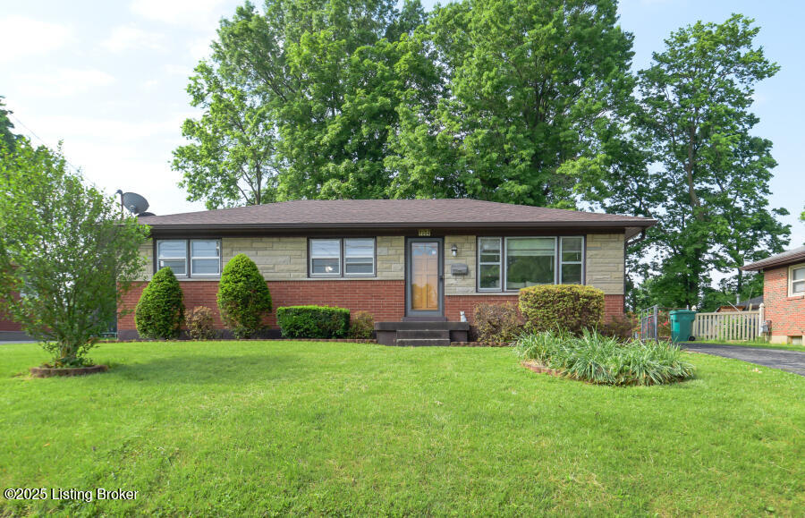 5008 Ronwood Dr Property Photo 1