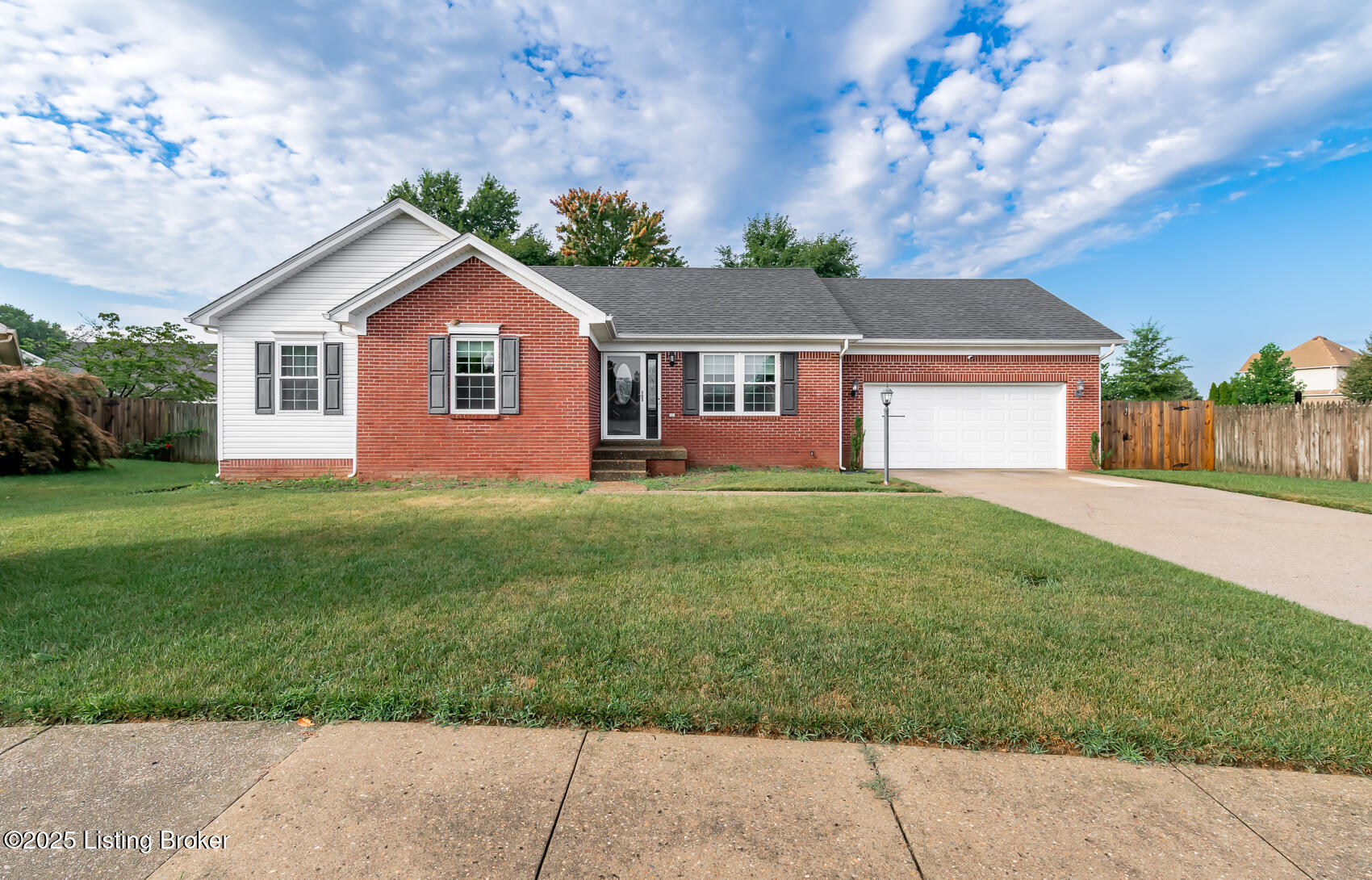 6902 Charles Lindsey Ct Property Photo 1