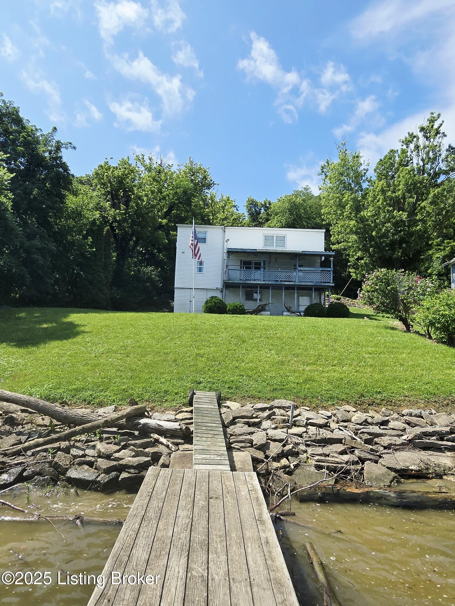 2471 E Us Hwy 42 Property Photo 1