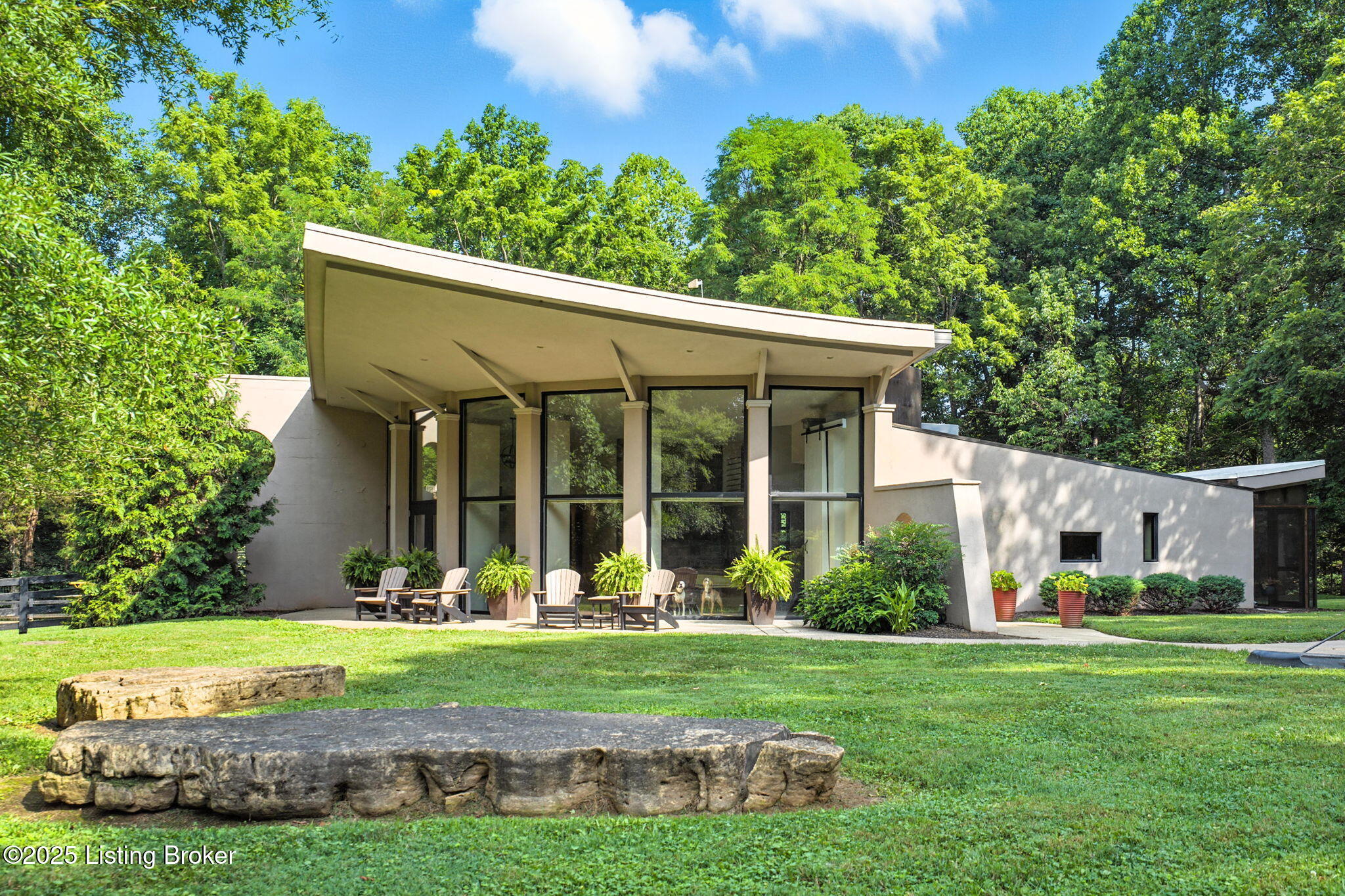 4155 Stewart Ln Property Photo 1