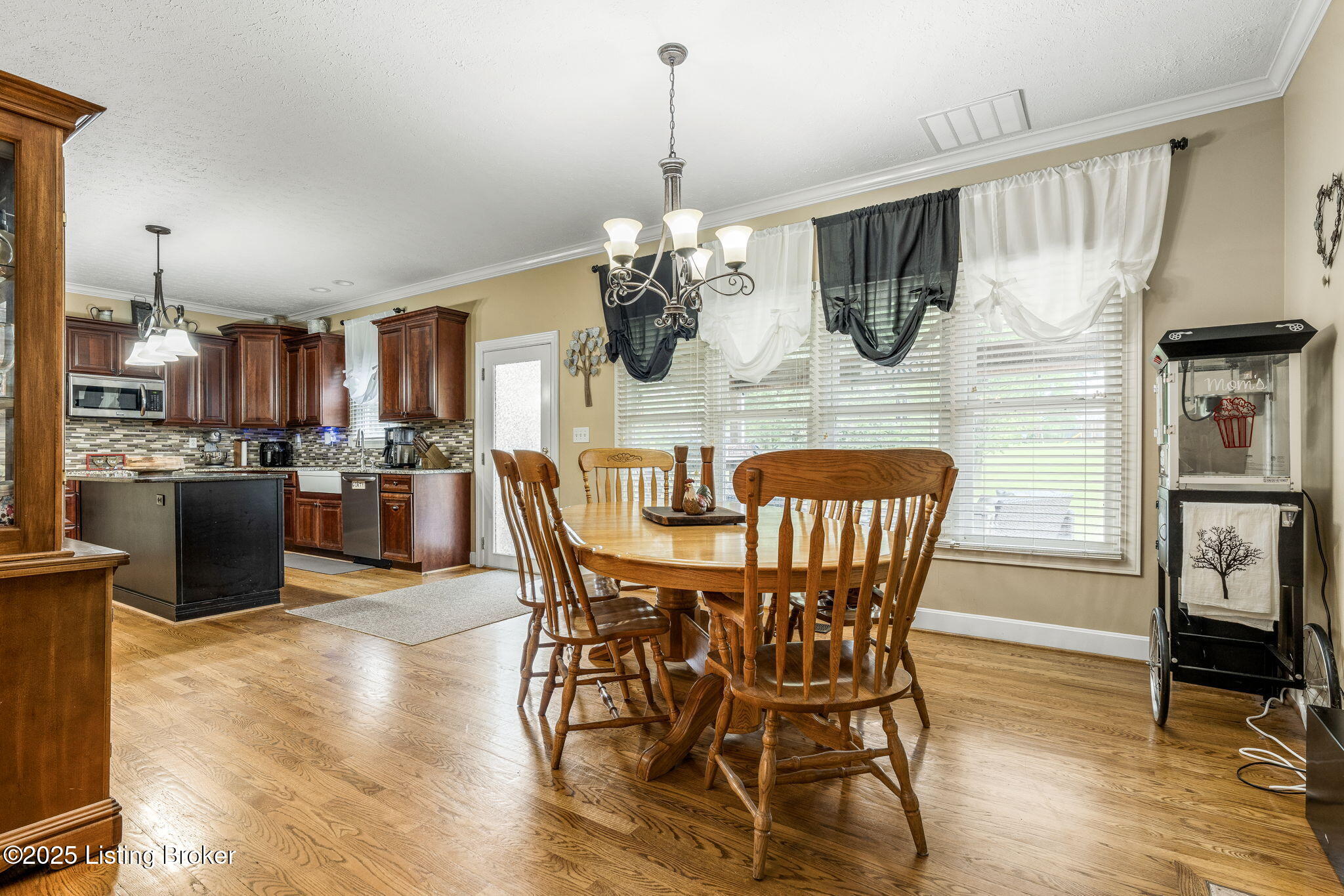 1622 Kamer Dr Property Photo 8