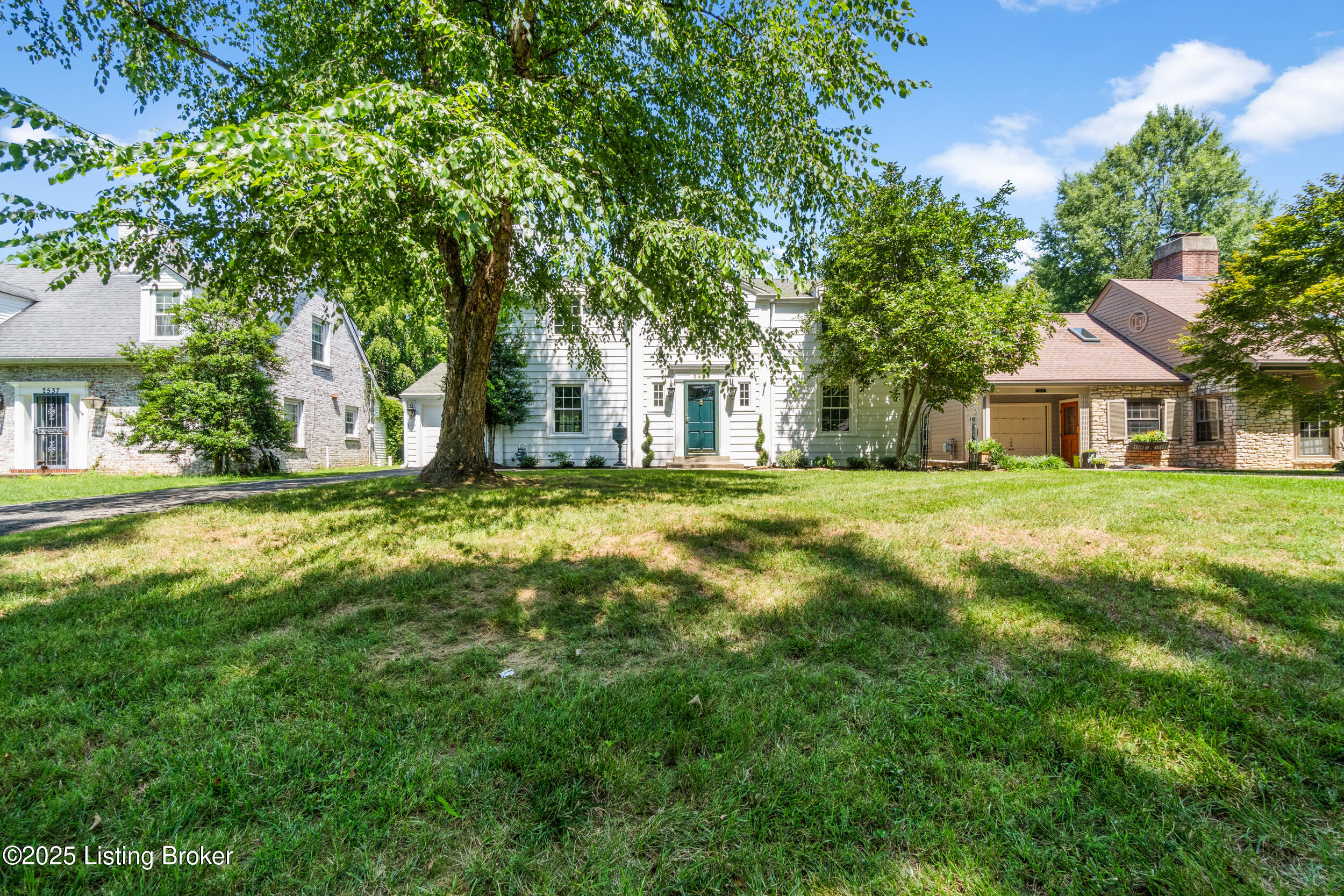 2539 Woodcreek Rd Property Photo 1