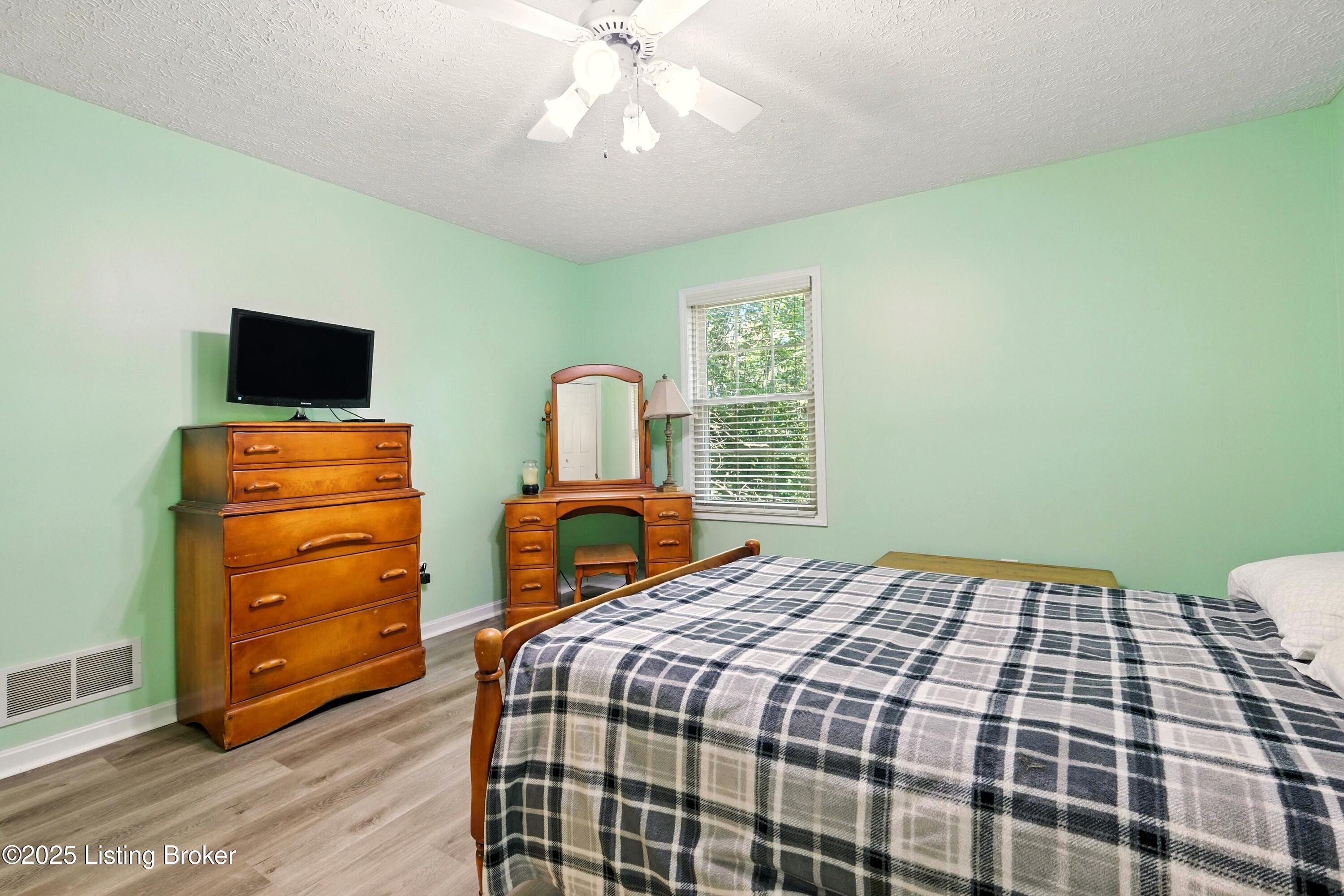 2381 Ridge Crest Dr Ne Property Photo 15