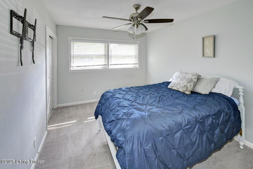 2822 Esther Blvd Property Photo 11