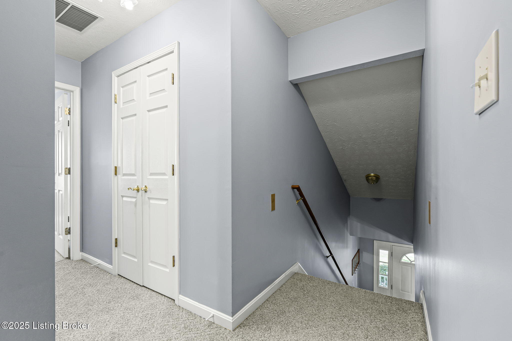 233 Washington Cir Property Photo 22
