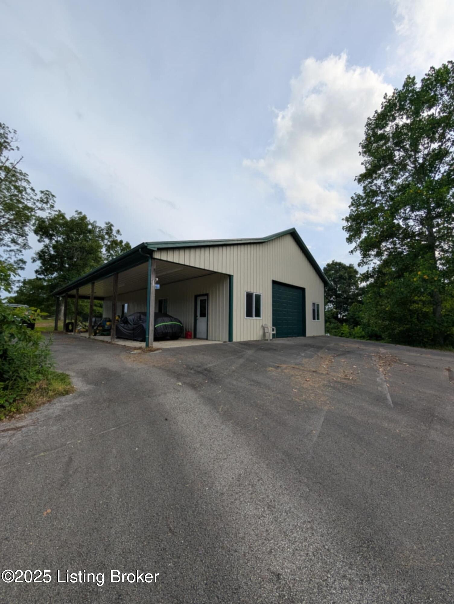 1933 Martin Pierce Rd Property Photo 31