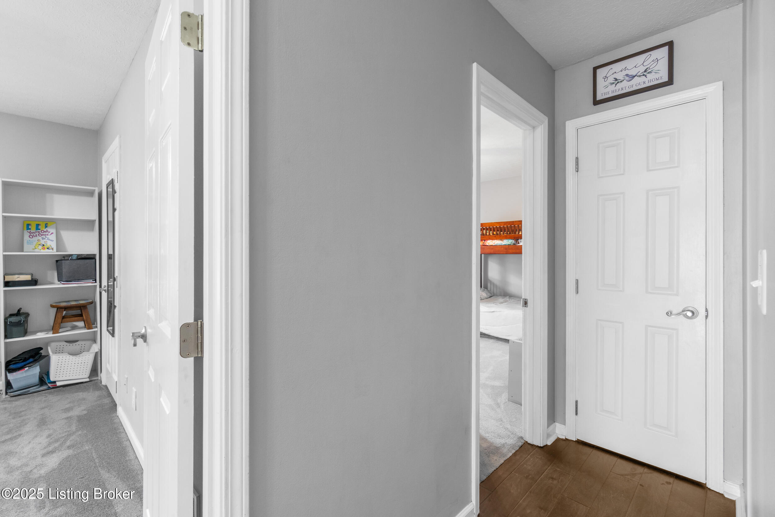 8010 Thixton Ln Property Photo 27