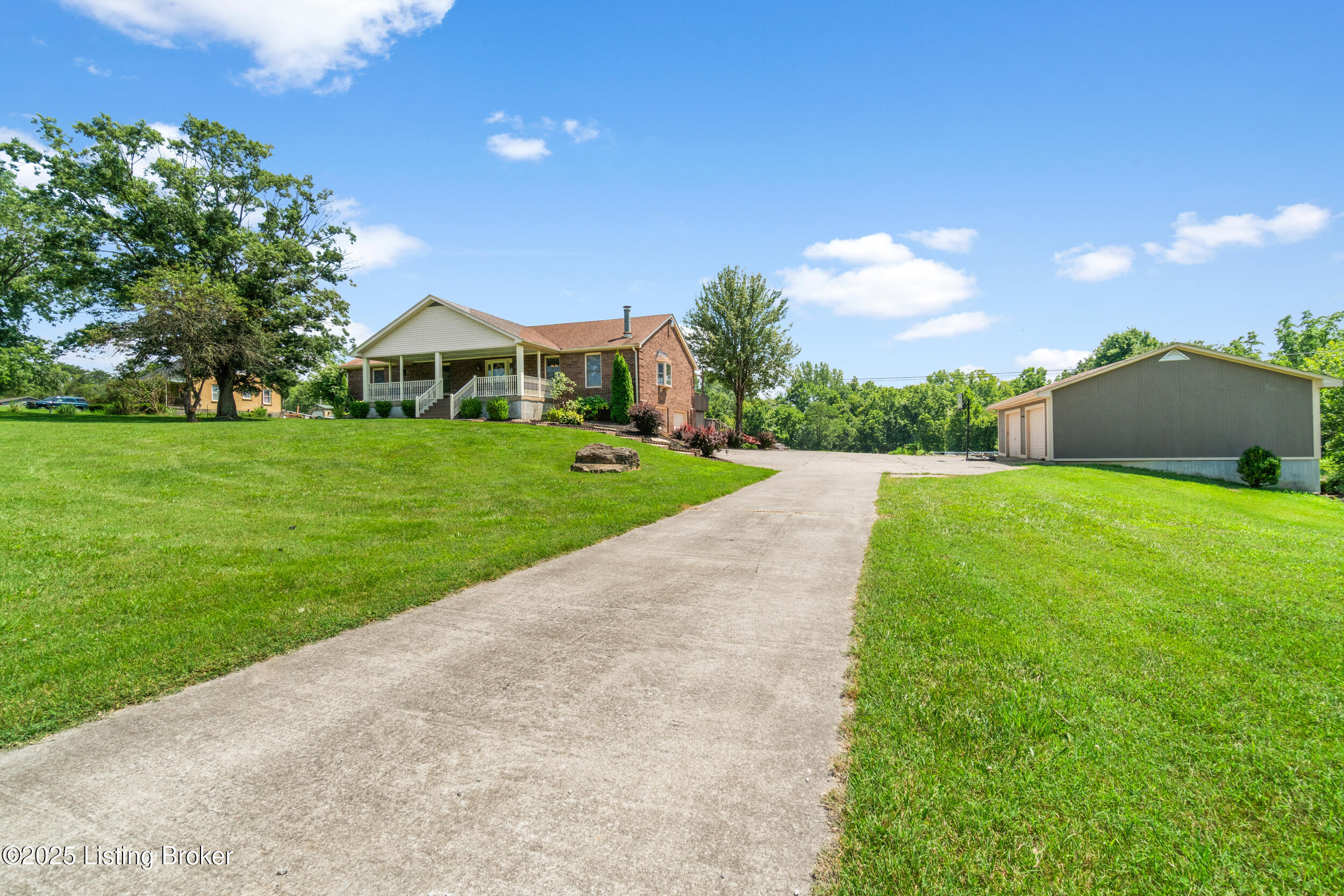 8010 Thixton Ln Property Photo 55