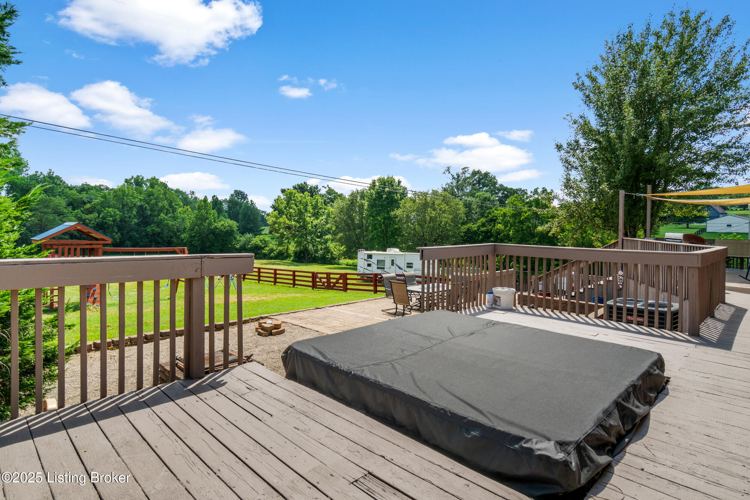8010 Thixton Ln Property Photo 69