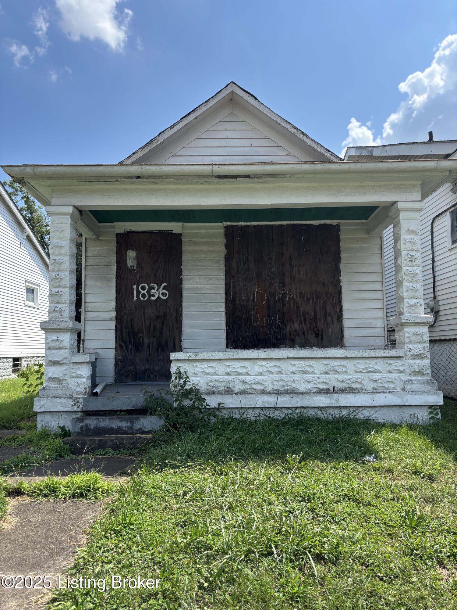 1836 Hale Ave Property Photo 1