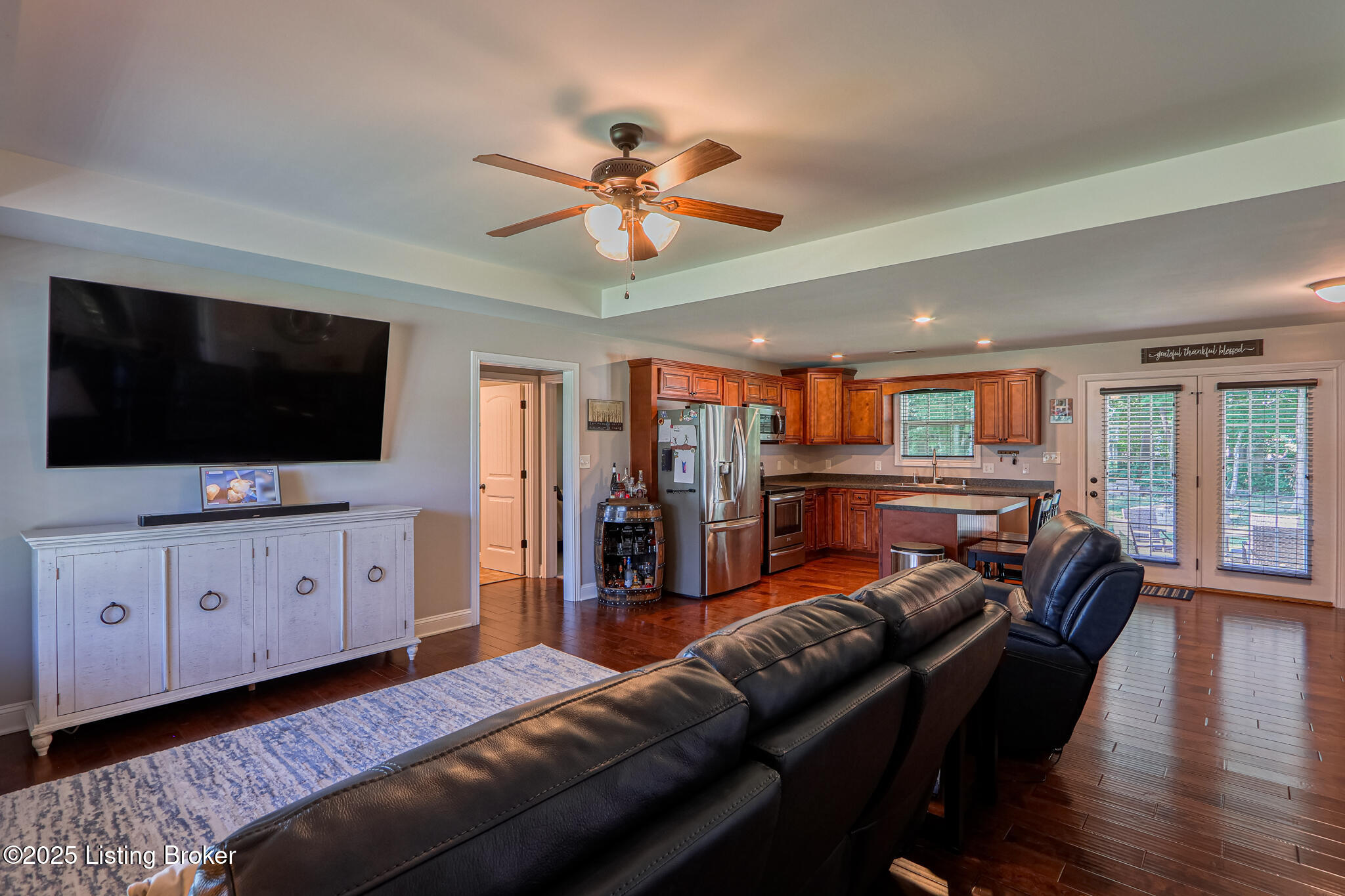 150 Peabody Loop Property Photo 1