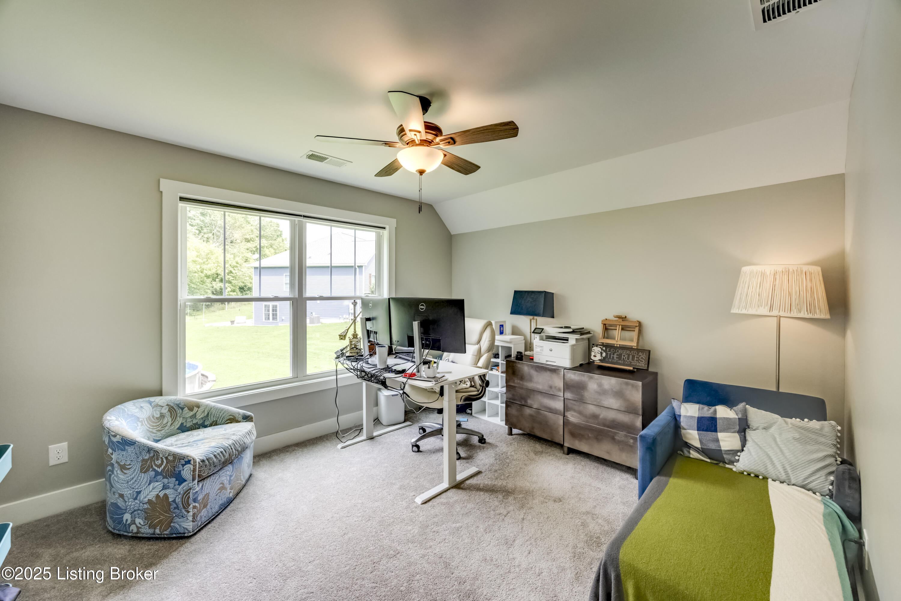 7105 Hollow Oak Ct Property Photo 34
