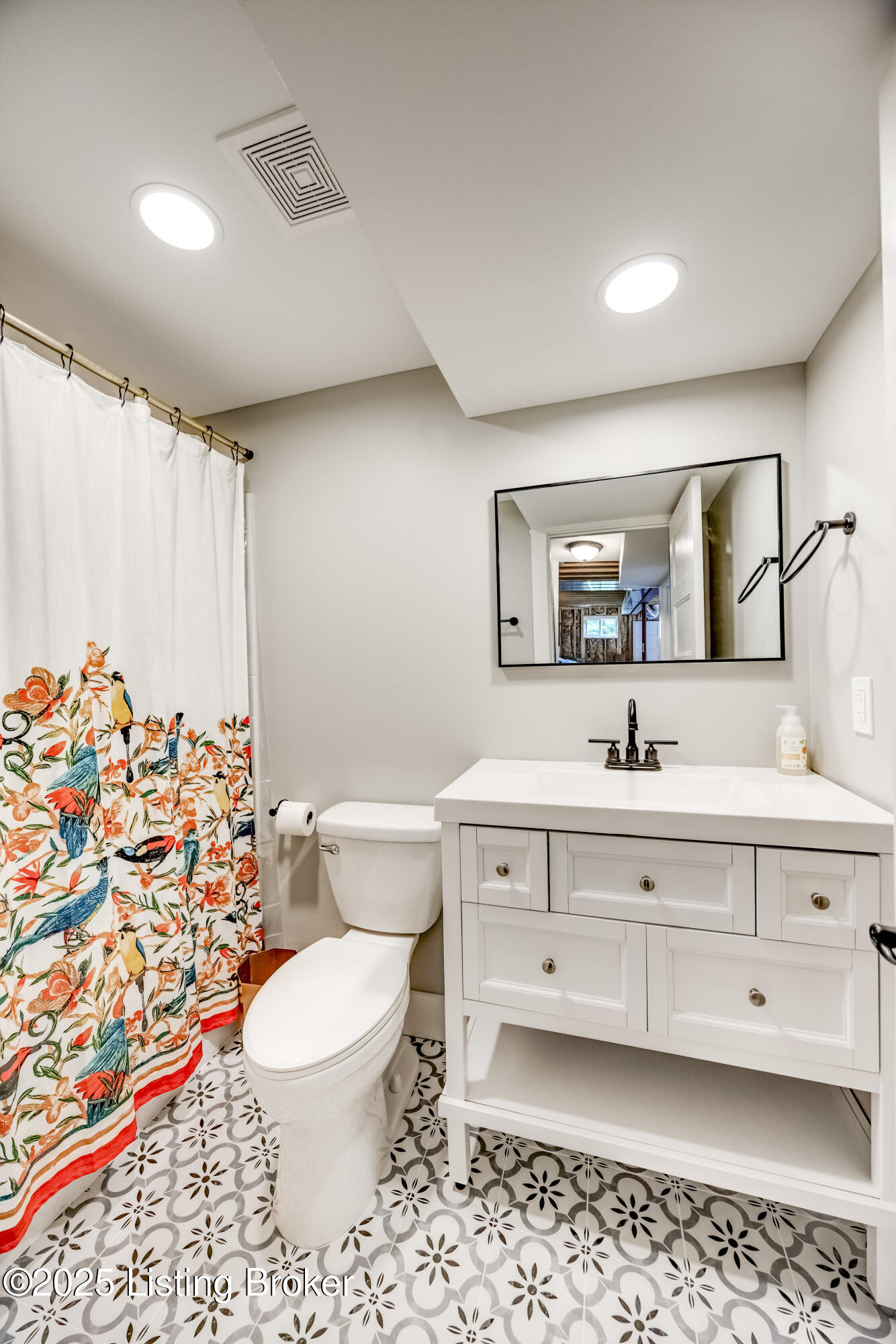 7105 Hollow Oak Ct Property Photo 46
