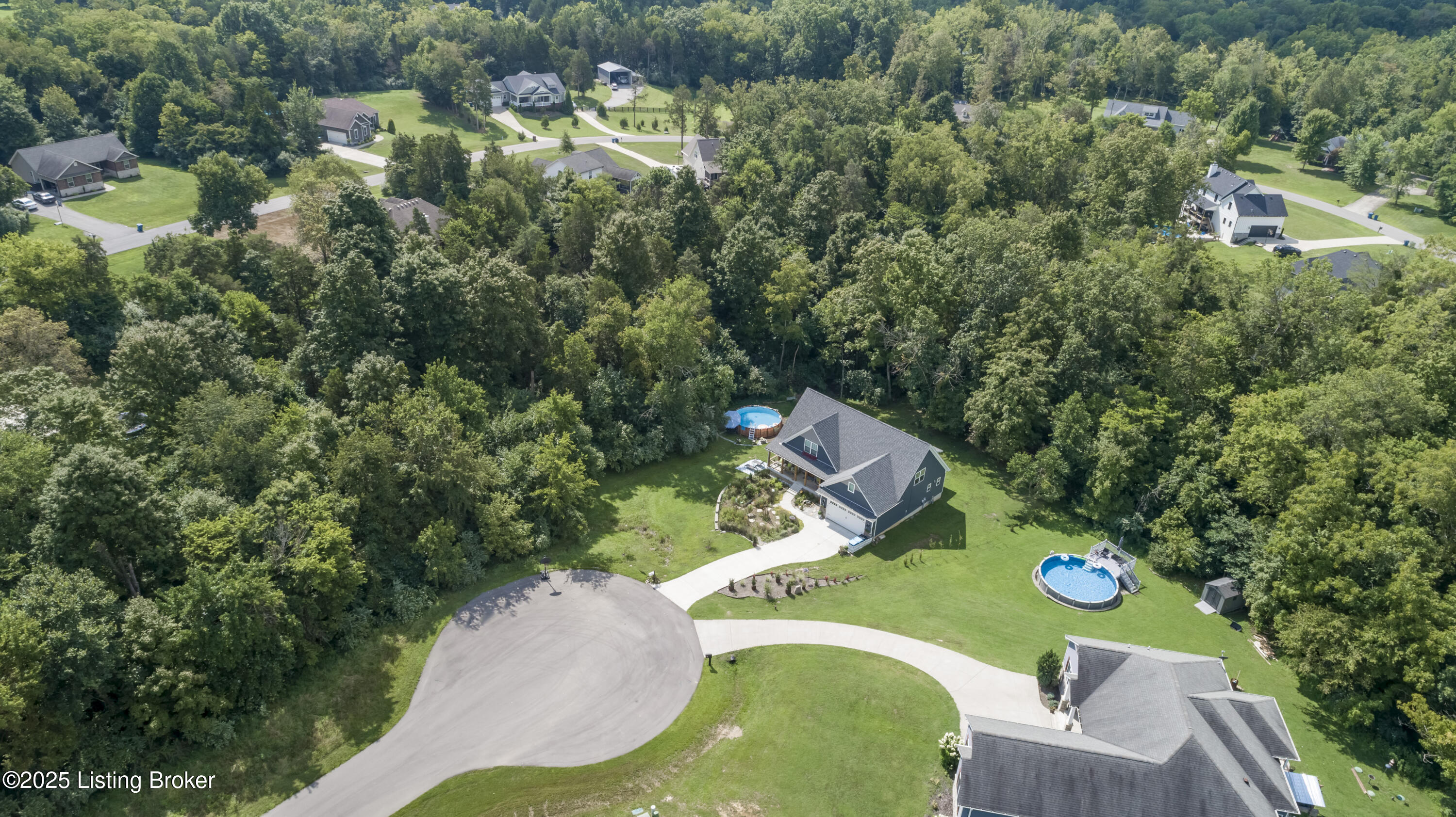7105 Hollow Oak Ct Property Photo 69