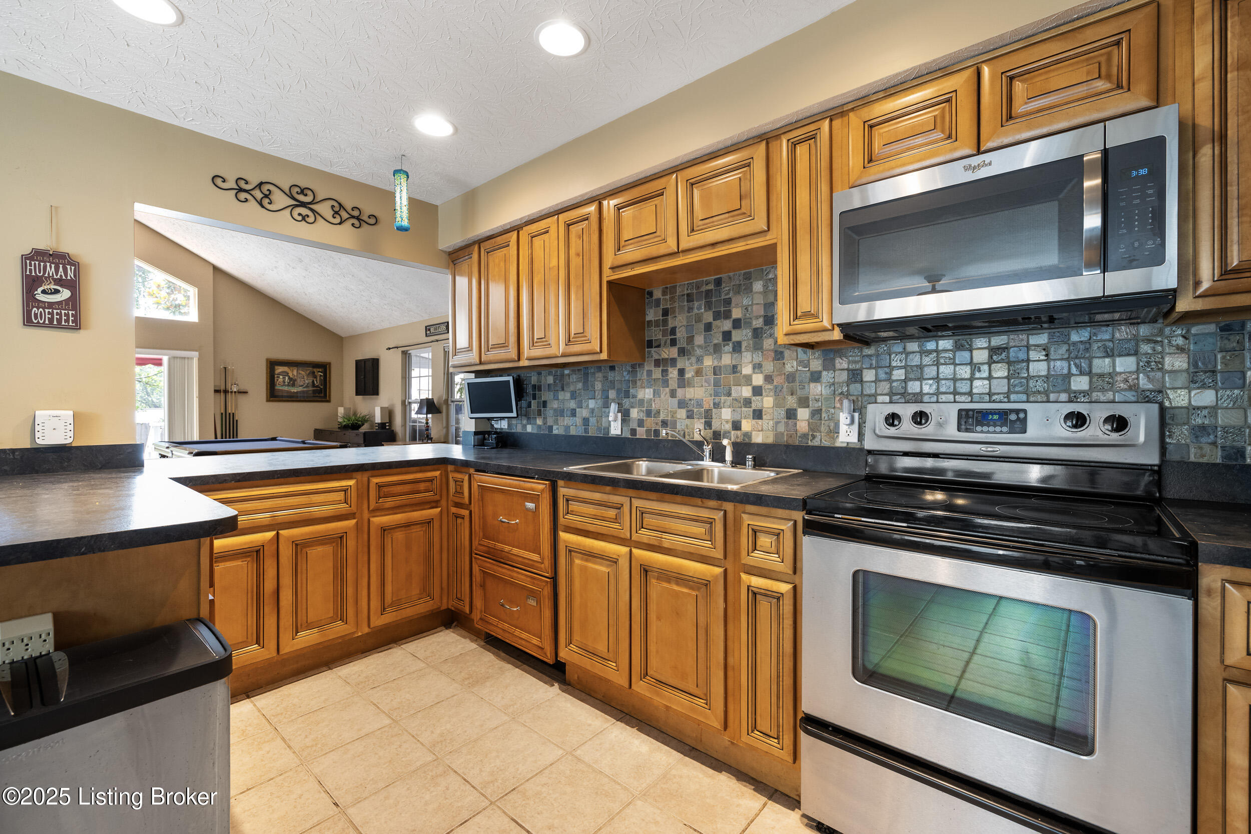 4112 Billtown Rd Property Photo 17